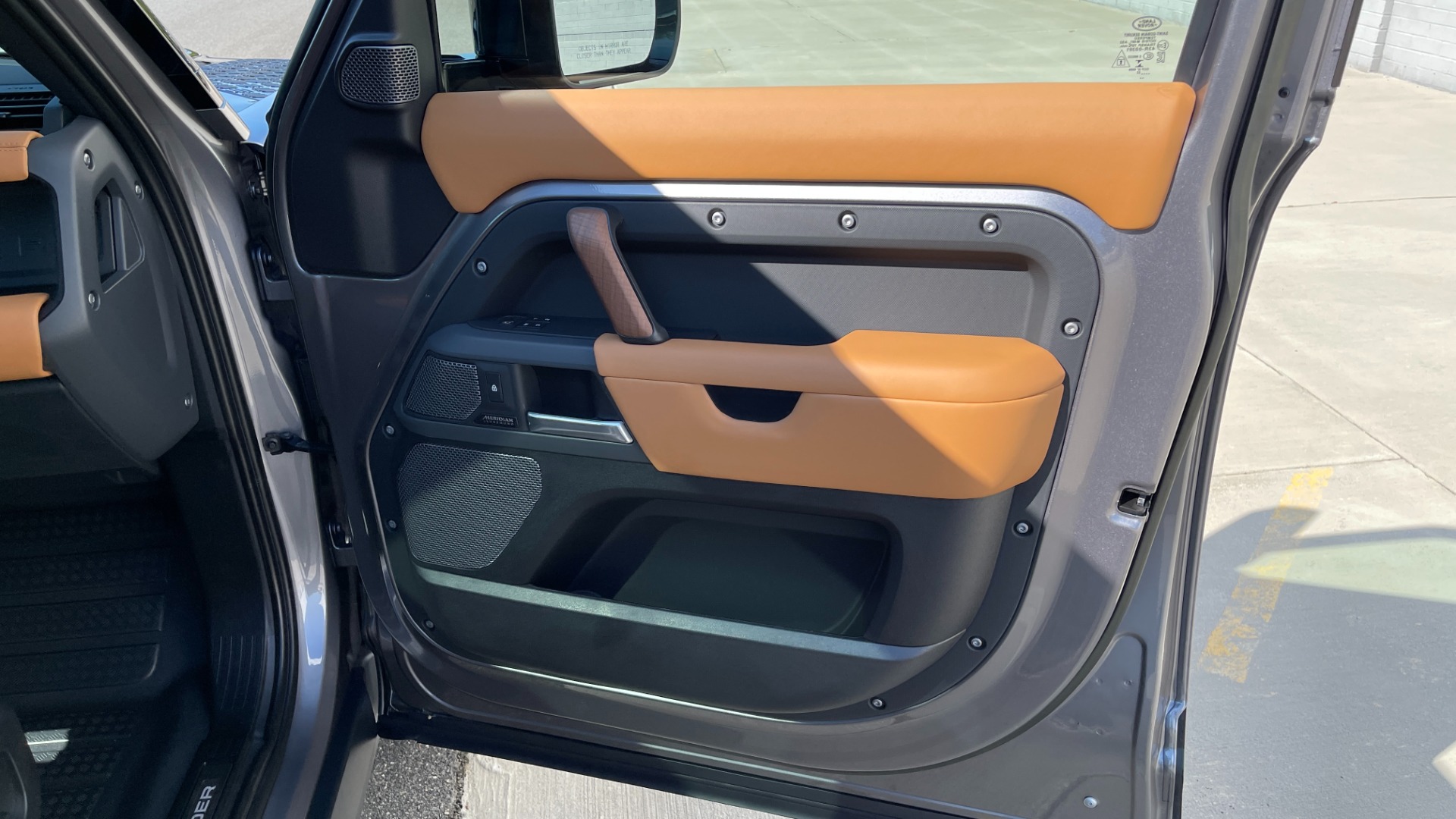 Used 2023 Land Rover Defender X / BLACK EXTERIOR PACKAGE / 22IN WHEELS / HITCH / LEATHER for sale Sold at Formula Imports in Charlotte NC 28227 31