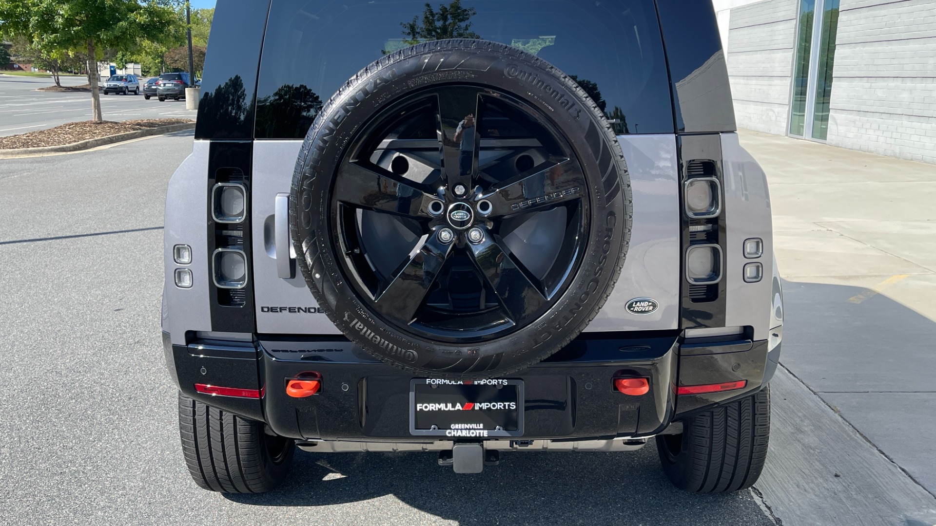 Used 2023 Land Rover Defender X / BLACK EXTERIOR PACKAGE / 22IN WHEELS / HITCH / LEATHER for sale Sold at Formula Imports in Charlotte NC 28227 7