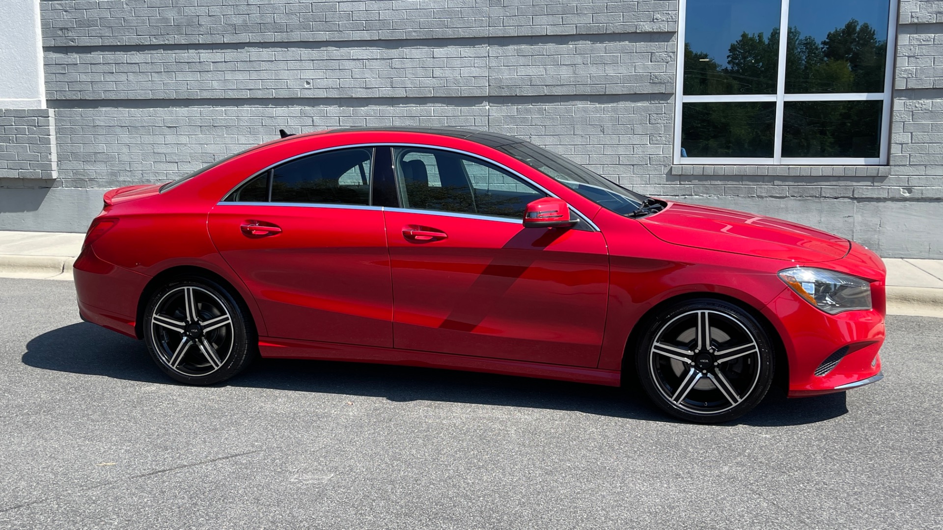 Used 2017 Mercedes-Benz CLA CLA250 / PREMIUM / CONVENIENCE / AMBIENT LIGHTS / BLACK TRIM / SPOILER for sale Sold at Formula Imports in Charlotte NC 28227 6