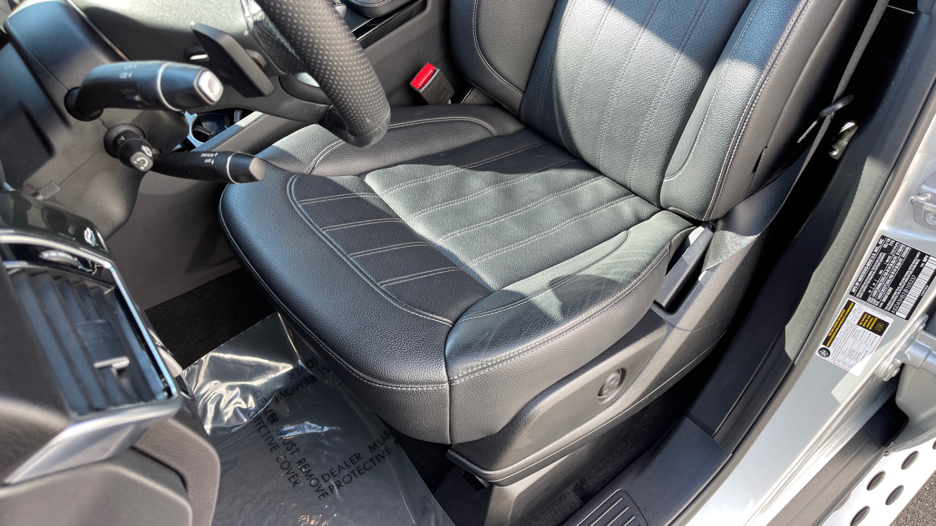Used 2018 Mercedes-Benz GLE GLE 350 / PREMIUM / PANORAMIC SUNROOF / PREMIUM SOUND / 4MATIC for sale Sold at Formula Imports in Charlotte NC 28227 13