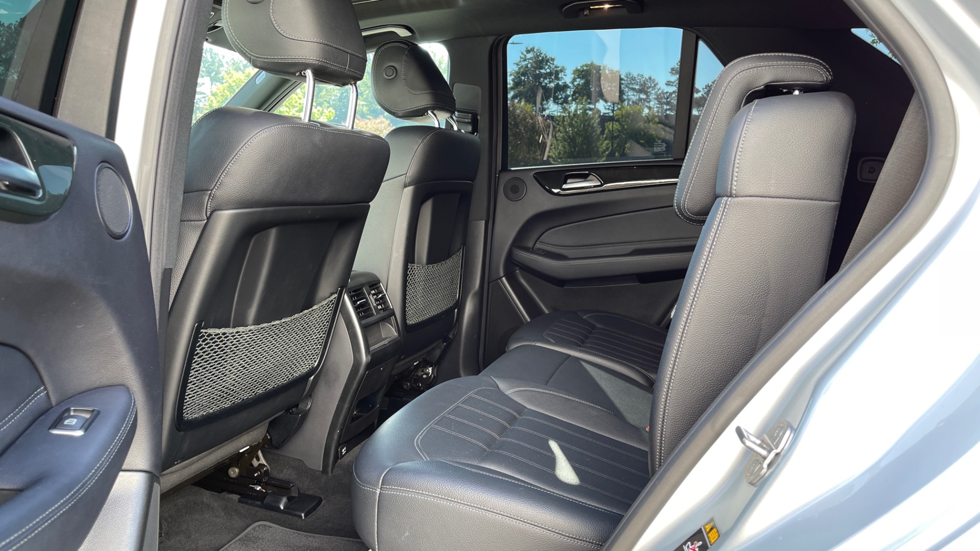 Used 2018 Mercedes-Benz GLE GLE 350 / PREMIUM / PANORAMIC SUNROOF / PREMIUM SOUND / 4MATIC for sale Sold at Formula Imports in Charlotte NC 28227 17