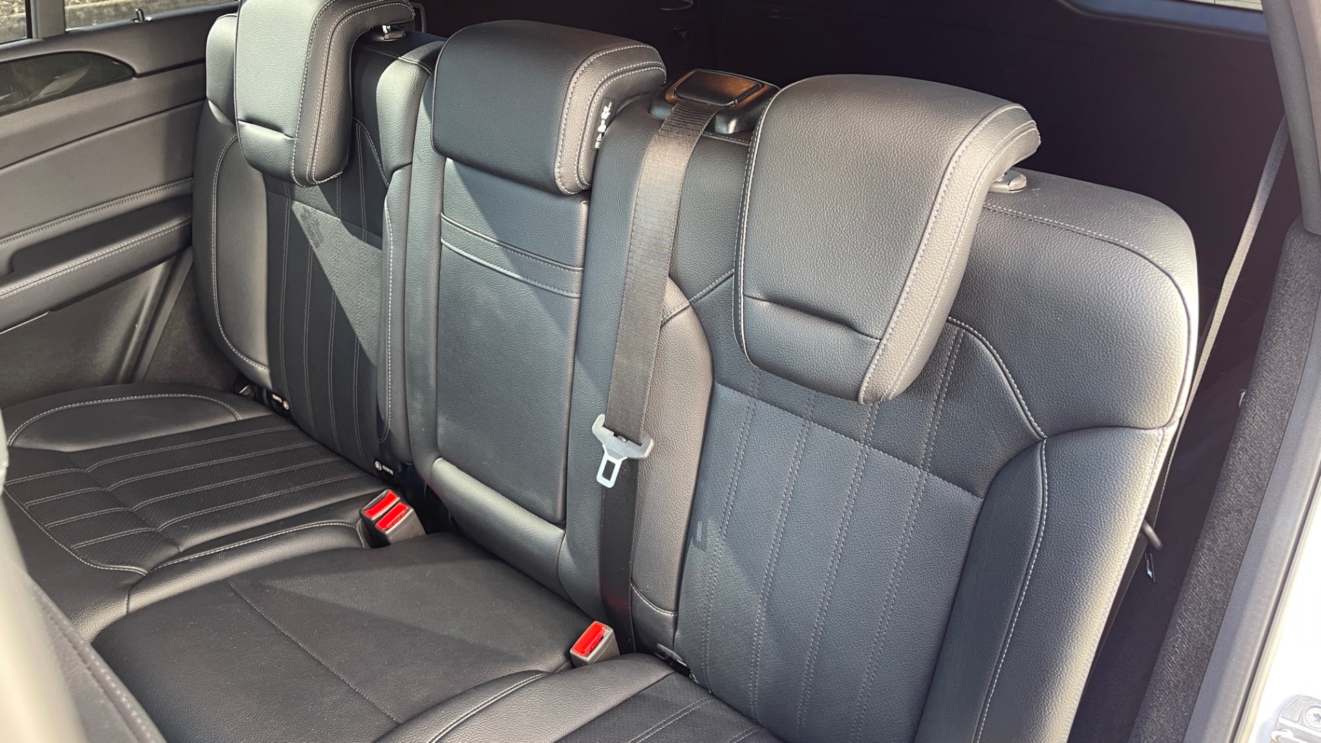 Used 2018 Mercedes-Benz GLE GLE 350 / PREMIUM / PANORAMIC SUNROOF / PREMIUM SOUND / 4MATIC for sale Sold at Formula Imports in Charlotte NC 28227 18