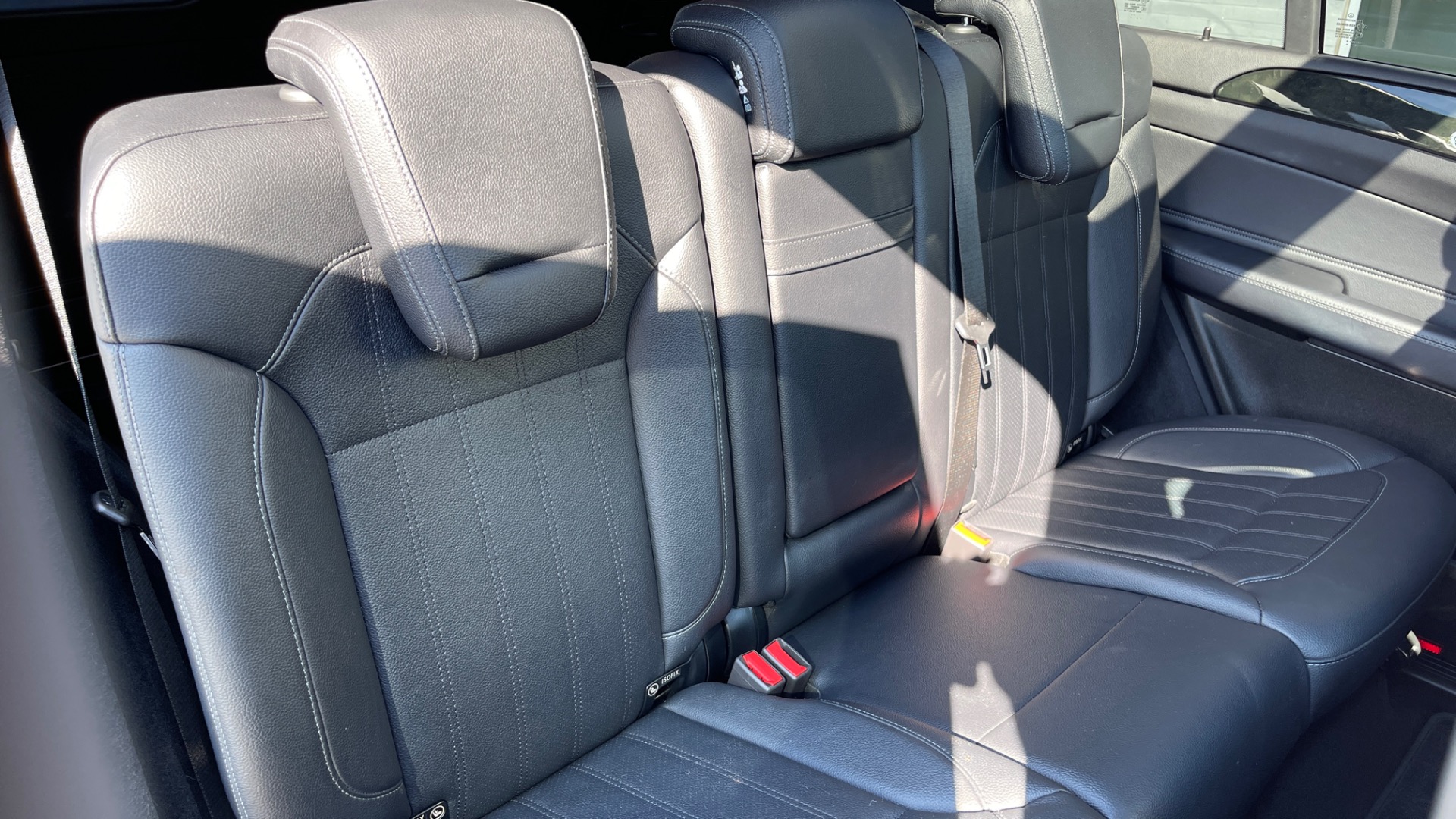 Used 2018 Mercedes-Benz GLE GLE 350 / PREMIUM / PANORAMIC SUNROOF / PREMIUM SOUND / 4MATIC for sale $34,999 at Formula Imports in Charlotte NC 28227 20