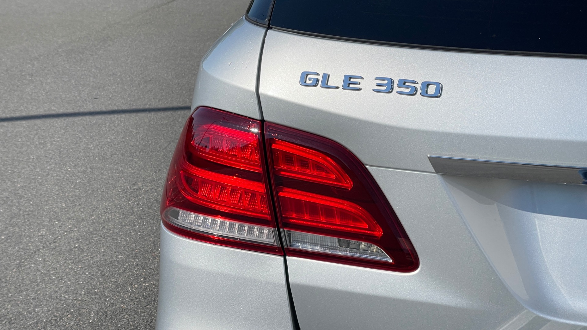 Used 2018 Mercedes-Benz GLE GLE 350 / PREMIUM / PANORAMIC SUNROOF / PREMIUM SOUND / 4MATIC for sale Sold at Formula Imports in Charlotte NC 28227 26
