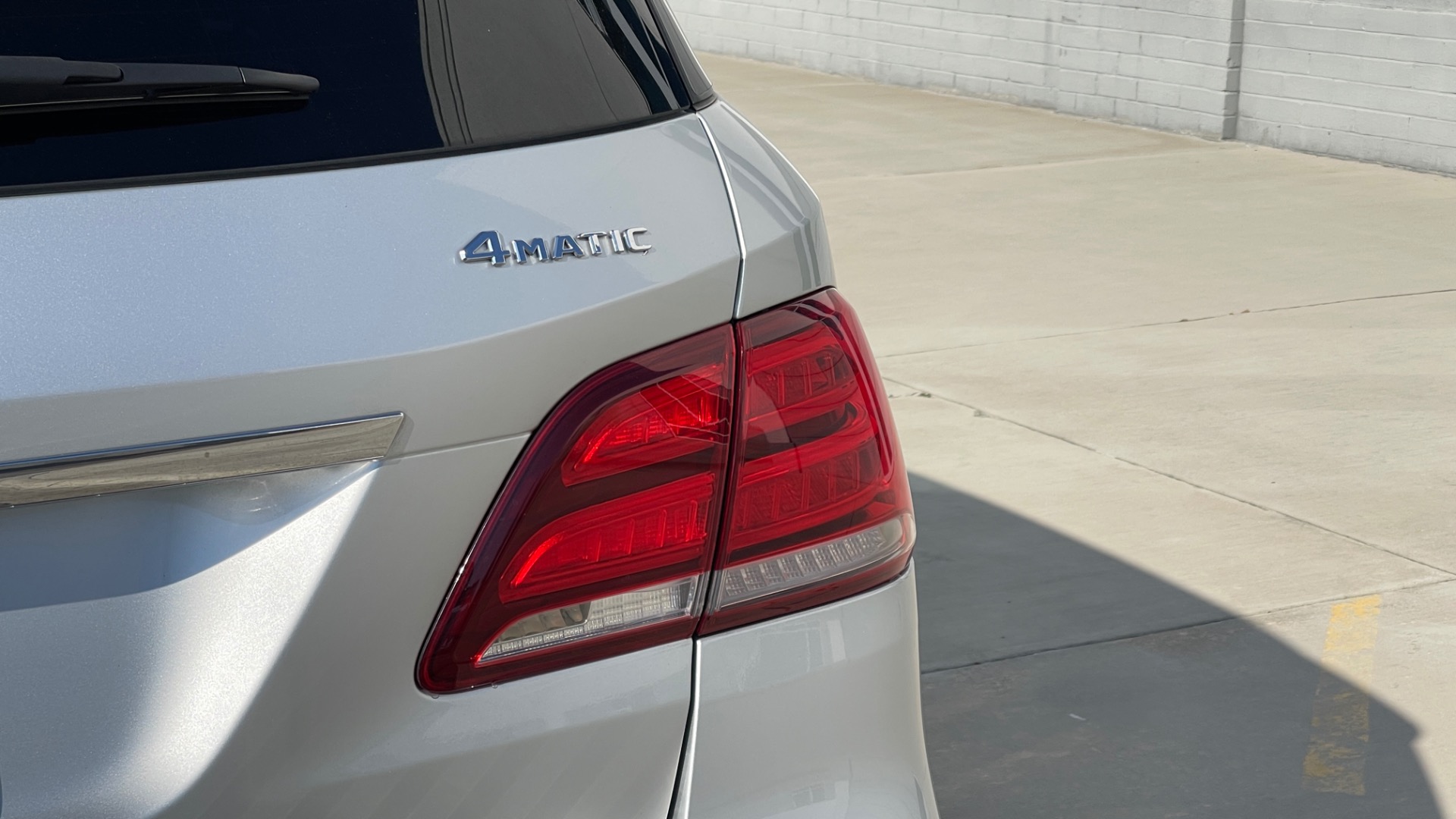 Used 2018 Mercedes-Benz GLE GLE 350 / PREMIUM / PANORAMIC SUNROOF / PREMIUM SOUND / 4MATIC for sale $34,999 at Formula Imports in Charlotte NC 28227 27