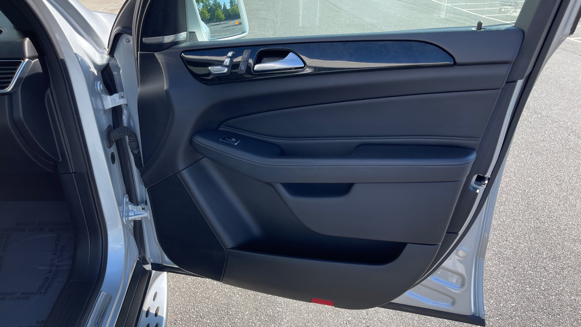 Used 2018 Mercedes-Benz GLE GLE 350 / PREMIUM / PANORAMIC SUNROOF / PREMIUM SOUND / 4MATIC for sale Sold at Formula Imports in Charlotte NC 28227 39