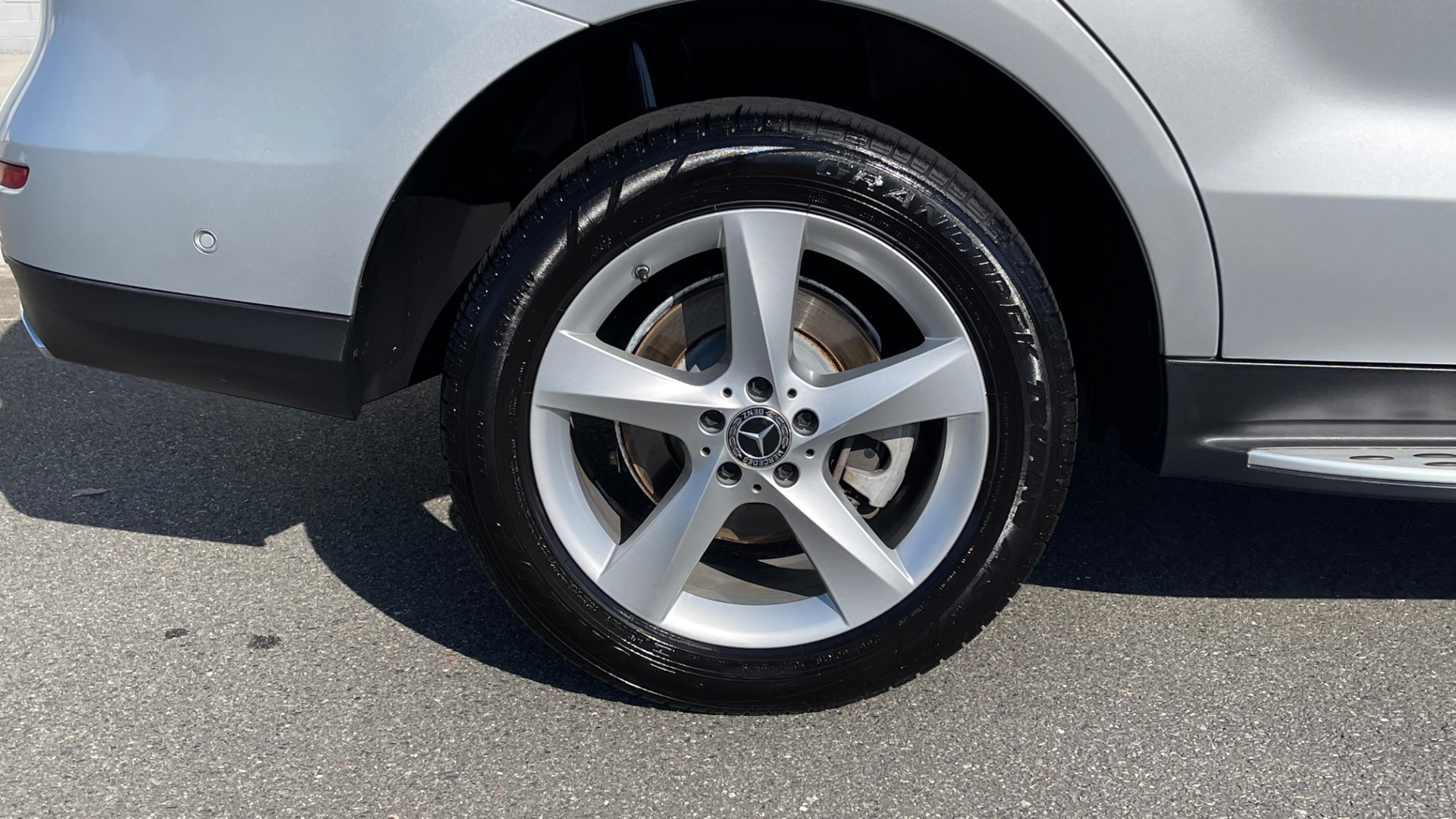 Used 2018 Mercedes-Benz GLE GLE 350 / PREMIUM / PANORAMIC SUNROOF / PREMIUM SOUND / 4MATIC for sale Sold at Formula Imports in Charlotte NC 28227 42