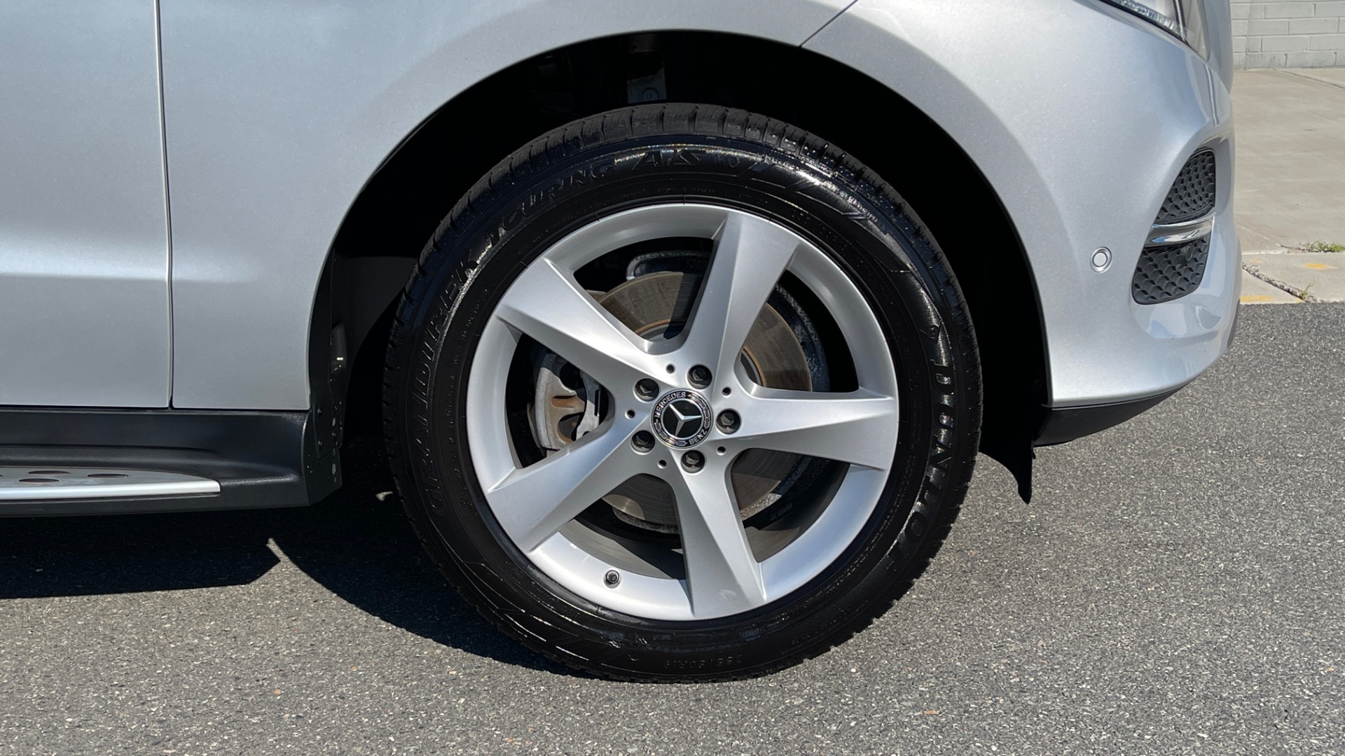 Used 2018 Mercedes-Benz GLE GLE 350 / PREMIUM / PANORAMIC SUNROOF / PREMIUM SOUND / 4MATIC for sale $34,999 at Formula Imports in Charlotte NC 28227 43