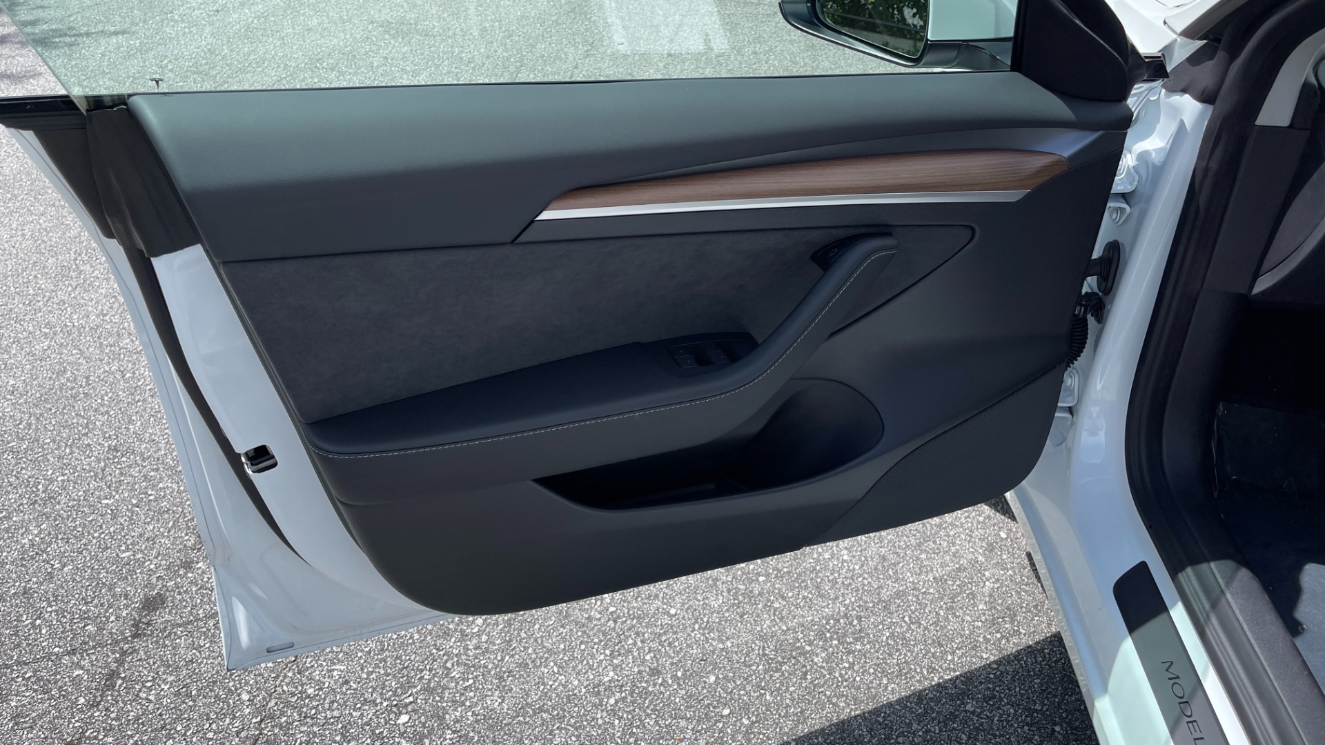 Used 2022 Tesla Model 3 PERFORMANCE / PREMIUM INTERIOR / 20IN WHEELS / AUTOPILOT / HEAT PACKAGE for sale $67,998 at Formula Imports in Charlotte NC 28227 31