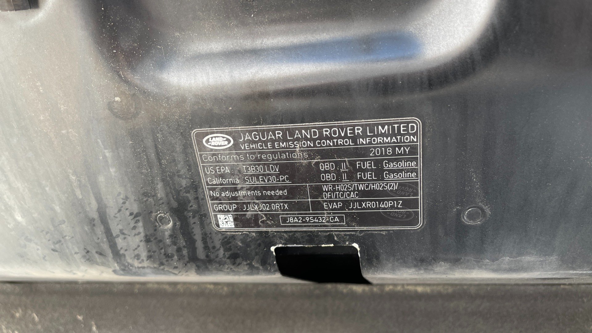 Used 2018 Land Rover Range Rover Velar R-Dynamic SE / POWER PRO / HEATED SEATS / REAR CONVENIENCE for sale Sold at Formula Imports in Charlotte NC 28227 29