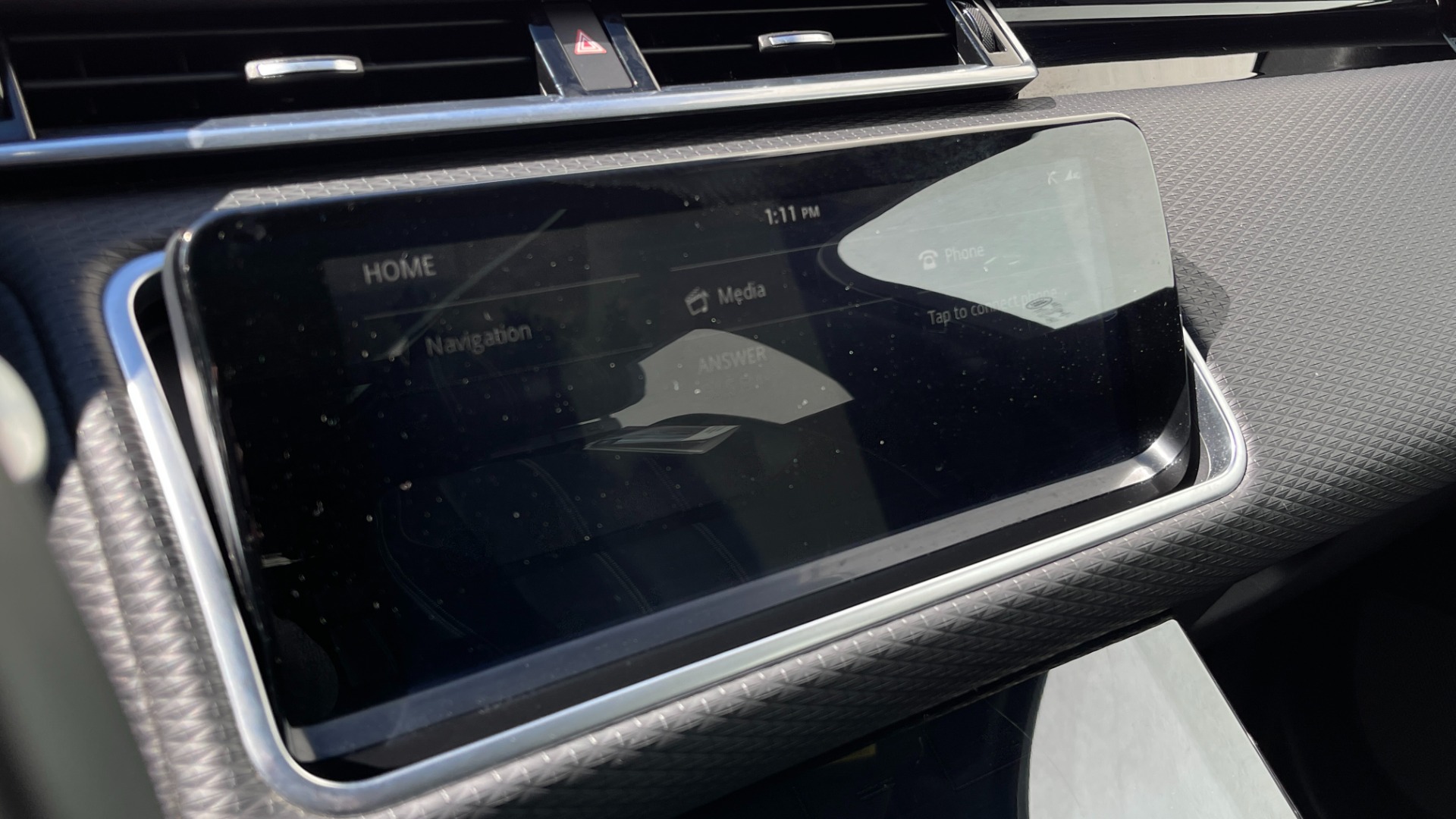 Used 2018 Land Rover Range Rover Velar R-Dynamic SE / POWER PRO / HEATED SEATS / REAR CONVENIENCE for sale Sold at Formula Imports in Charlotte NC 28227 36