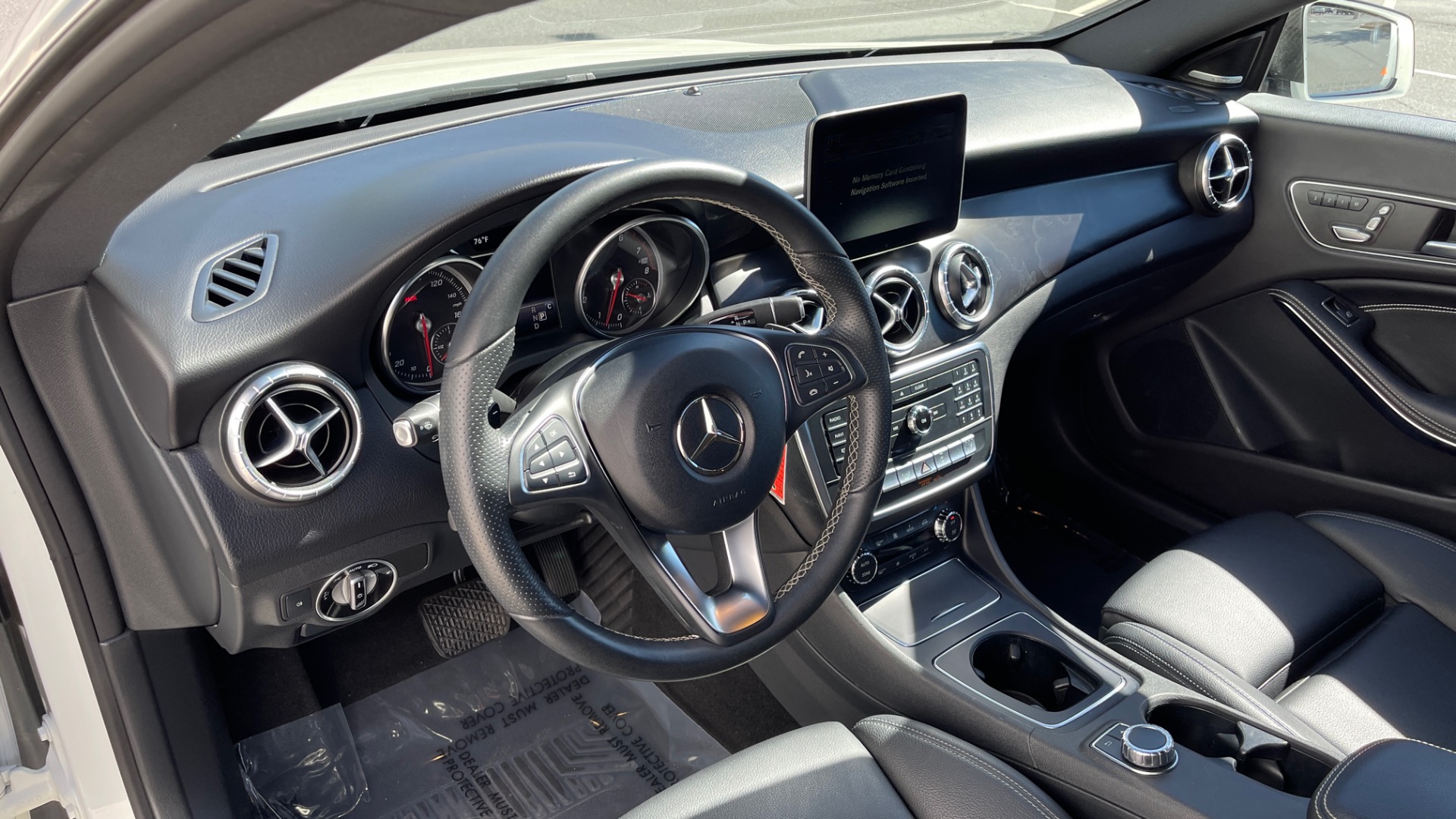 Used 2018 Mercedes-Benz CLA CLA 250 / PREMIUM / CARBON FIBER / AMBIENT LIGHTING / SMARTPHONE INTEGRATIO for sale Sold at Formula Imports in Charlotte NC 28227 12