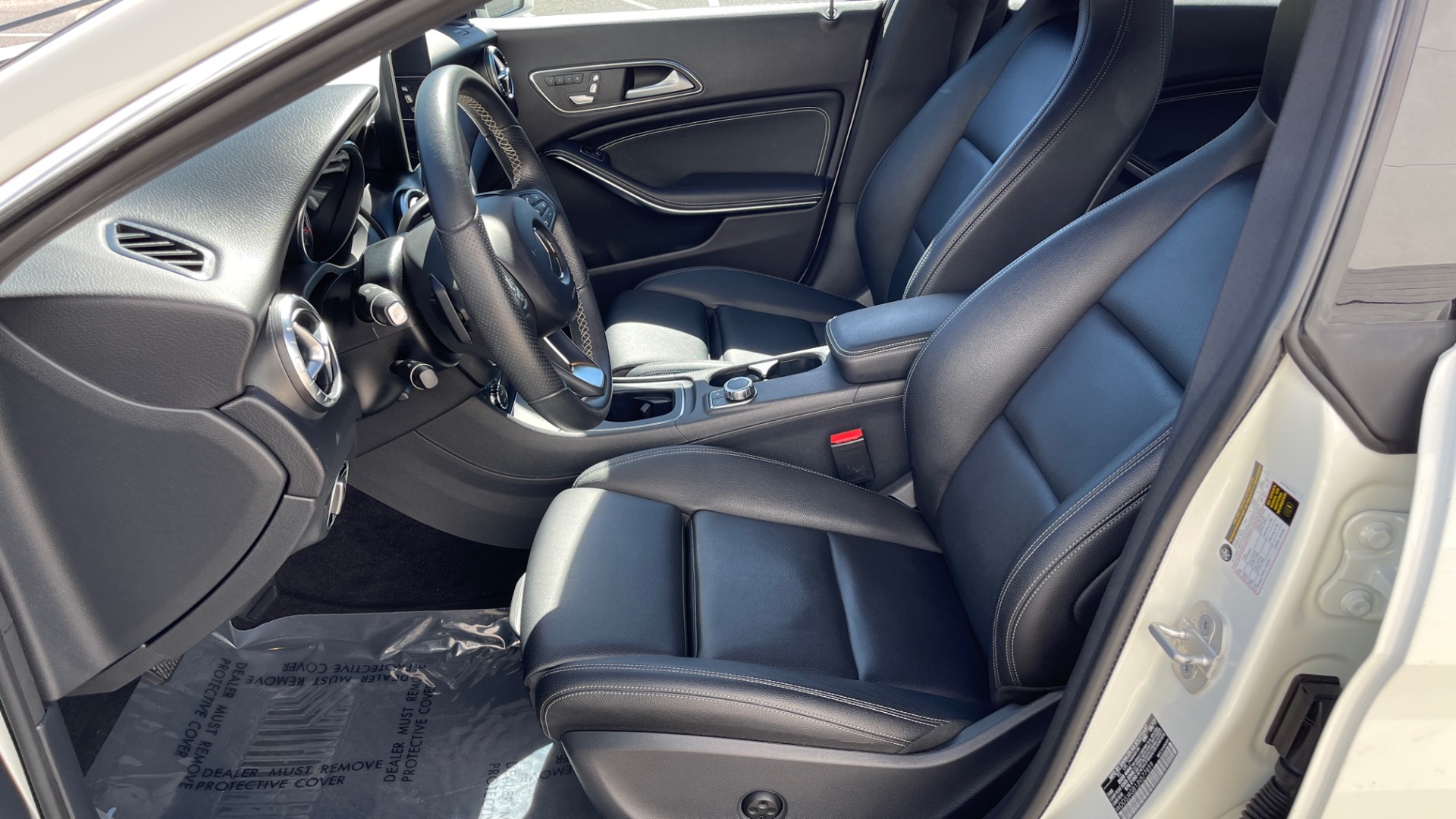 Used 2018 Mercedes-Benz CLA CLA 250 / PREMIUM / CARBON FIBER / AMBIENT LIGHTING / SMARTPHONE INTEGRATIO for sale Sold at Formula Imports in Charlotte NC 28227 13