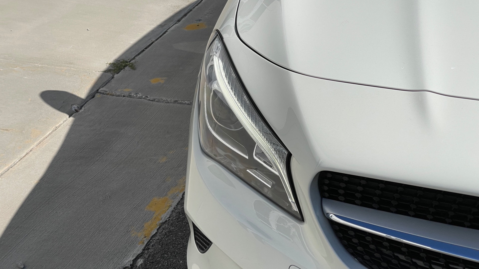Used 2018 Mercedes-Benz CLA CLA 250 / PREMIUM / CARBON FIBER / AMBIENT LIGHTING / SMARTPHONE INTEGRATIO for sale Sold at Formula Imports in Charlotte NC 28227 25