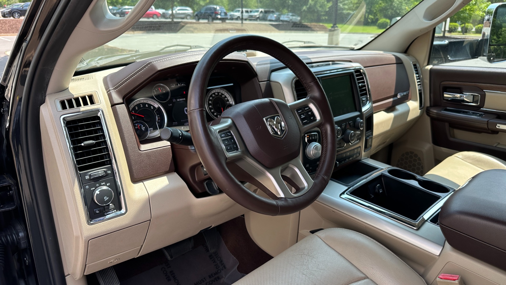 Used 2015 Ram 1500 LARAMIE / LEATHER / ECODIESEL V6 / SUNROOF / REMOTE START / CONVENIENCE PKG for sale Sold at Formula Imports in Charlotte NC 28227 11