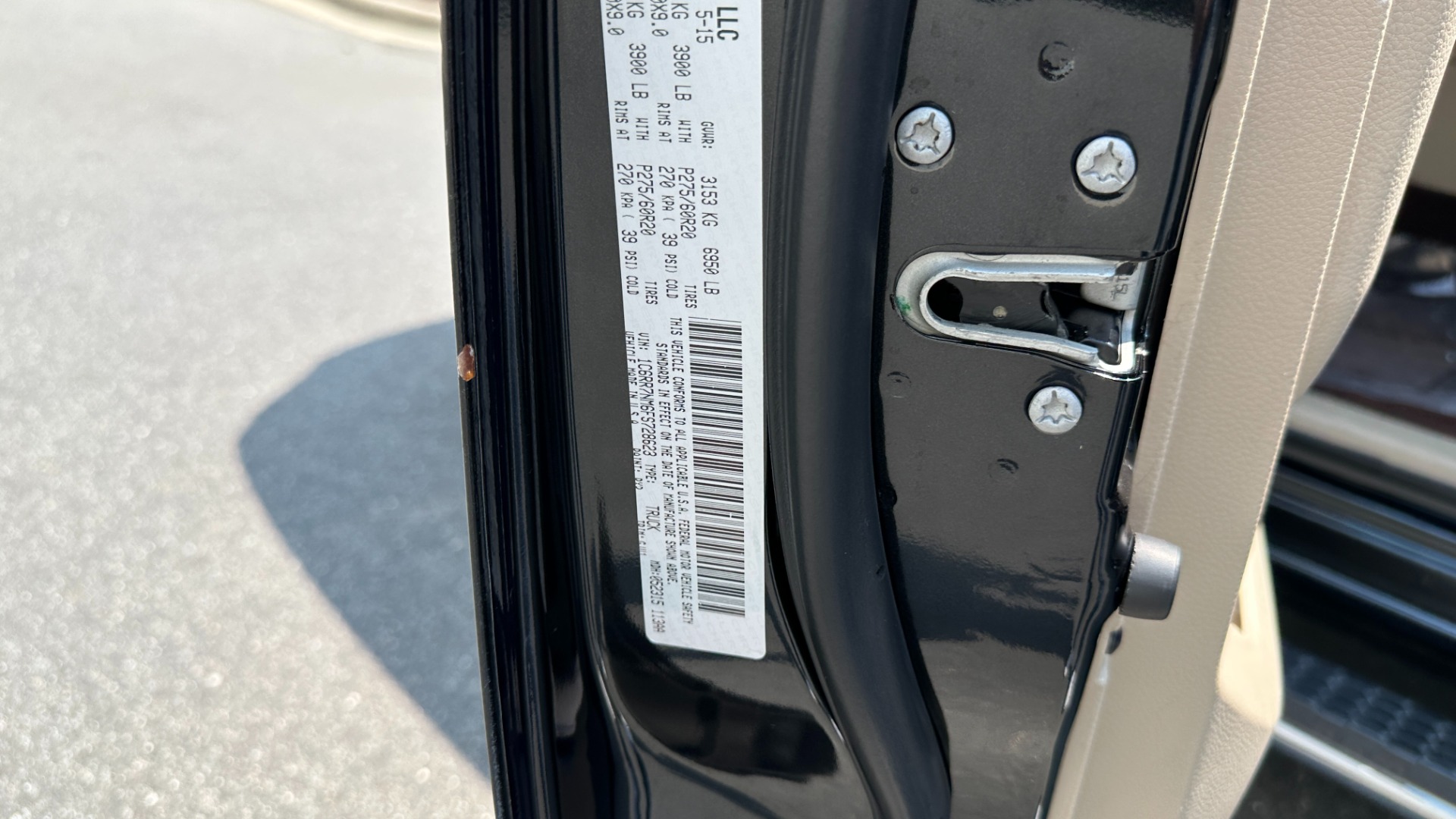Used 2015 Ram 1500 LARAMIE / LEATHER / ECODIESEL V6 / SUNROOF / REMOTE START / CONVENIENCE PKG for sale Sold at Formula Imports in Charlotte NC 28227 15