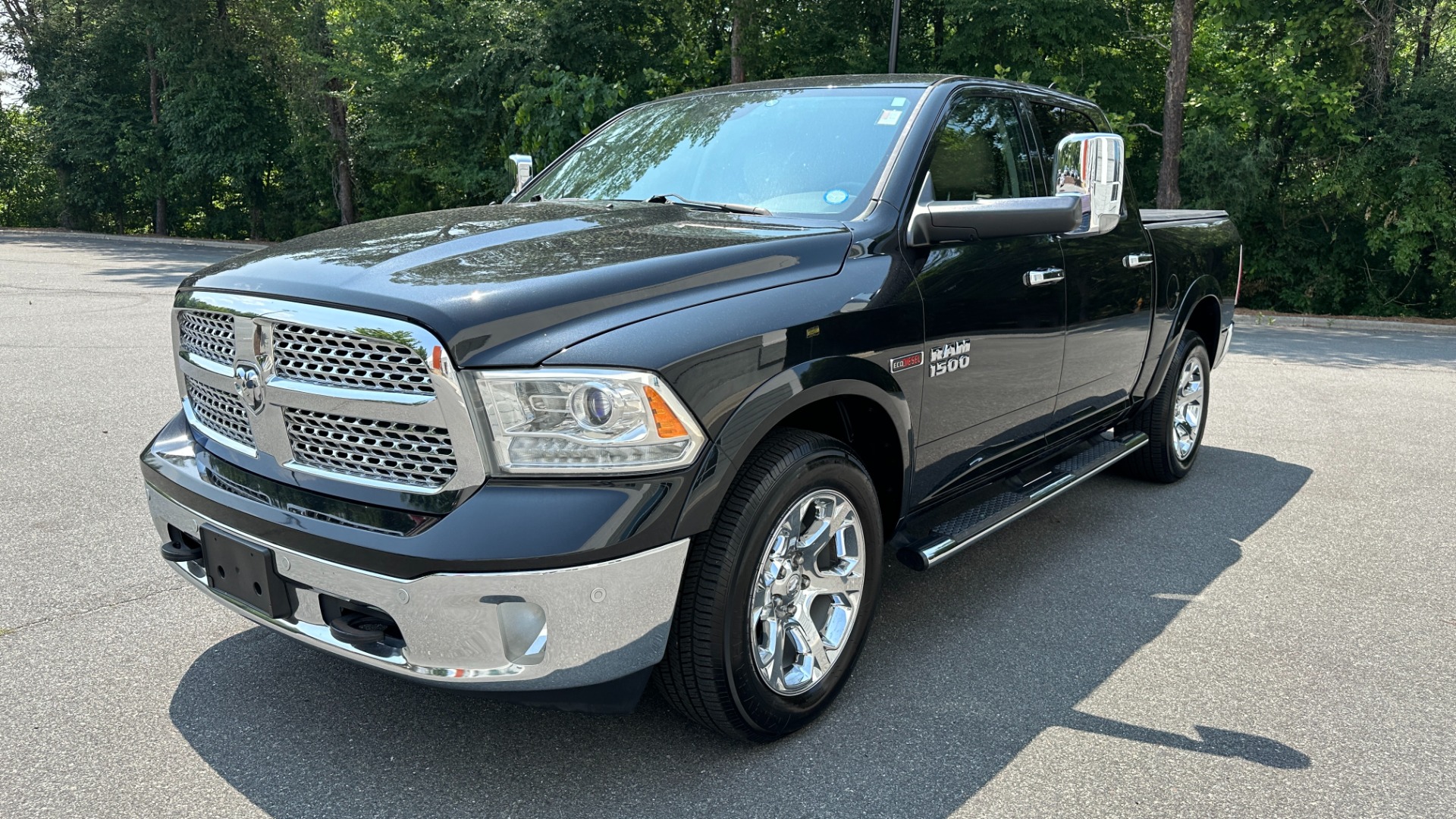 Used 2015 Ram 1500 LARAMIE / LEATHER / ECODIESEL V6 / SUNROOF / REMOTE START / CONVENIENCE PKG for sale Sold at Formula Imports in Charlotte NC 28227 2