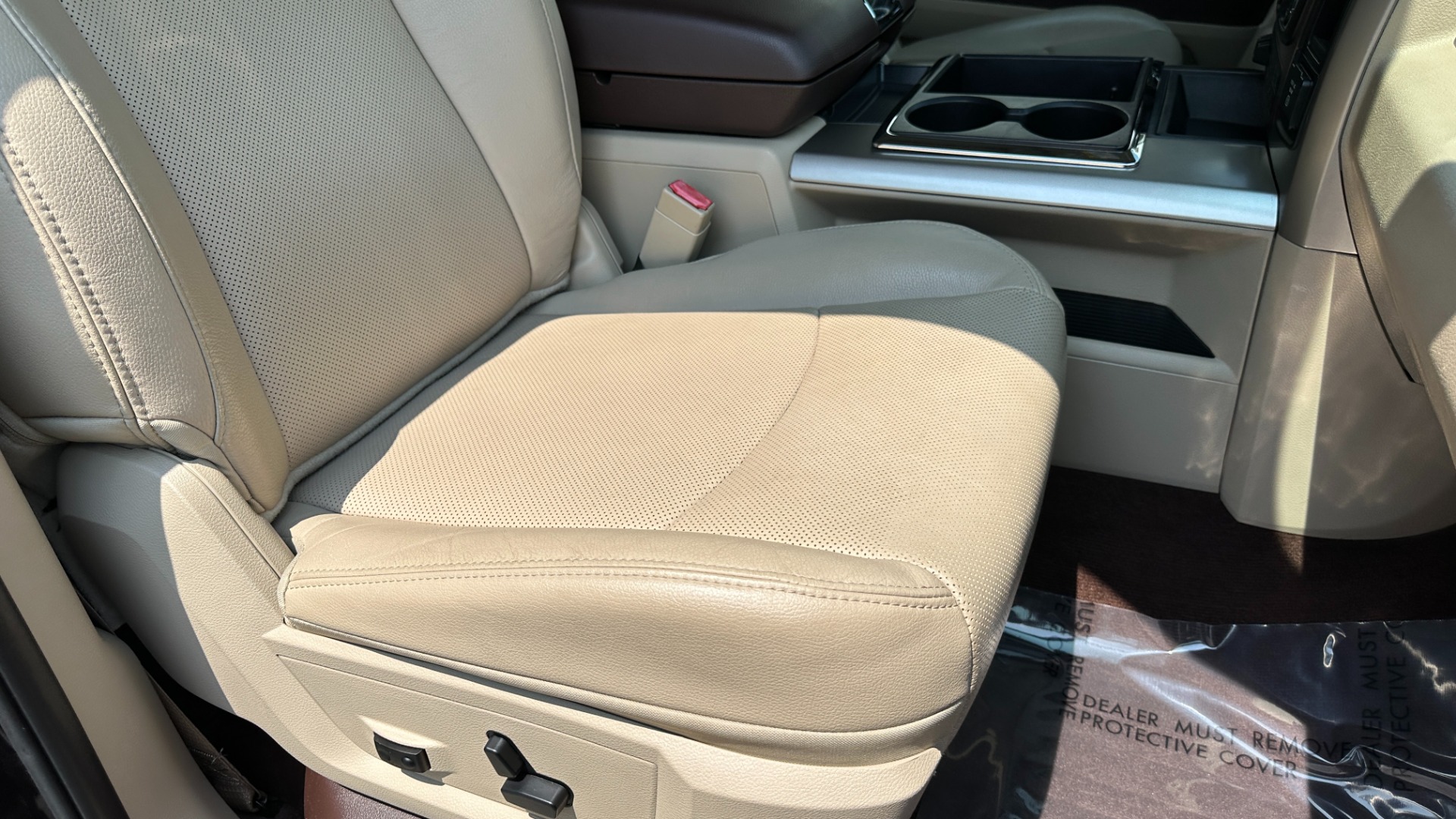 Used 2015 Ram 1500 LARAMIE / LEATHER / ECODIESEL V6 / SUNROOF / REMOTE START / CONVENIENCE PKG for sale Sold at Formula Imports in Charlotte NC 28227 37
