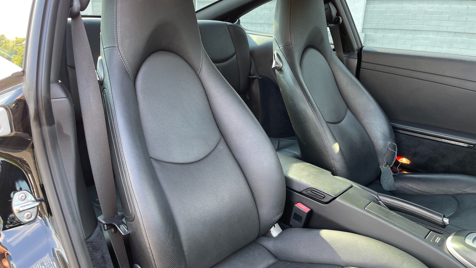 Used 2010 Porsche 911 Carrera 4S / PDK / LEATHER / BLUETOOTH / VENTILATED SEATS / BOSE SOUND for sale $77,995 at Formula Imports in Charlotte NC 28227 13