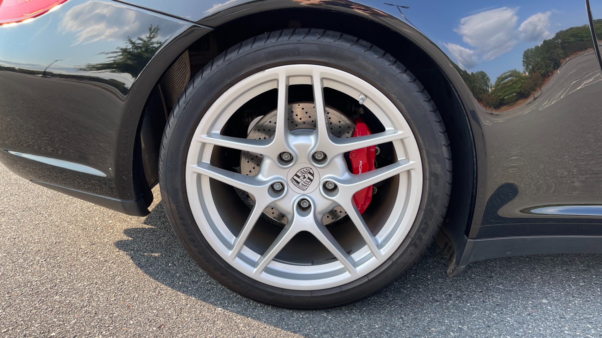 Used 2010 Porsche 911 Carrera 4S / PDK / LEATHER / BLUETOOTH / VENTILATED SEATS / BOSE SOUND for sale $77,995 at Formula Imports in Charlotte NC 28227 34