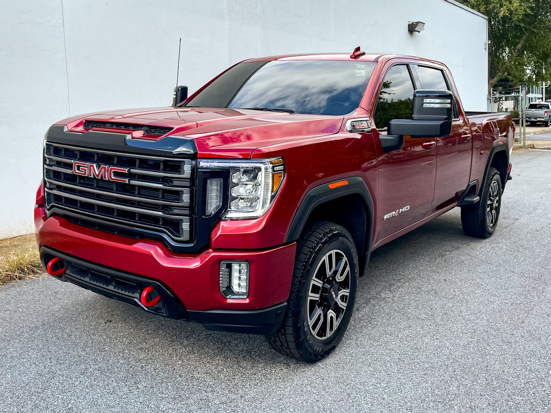 Used 2021 GMC Sierra 2500HD AT4 / DURAMAX / CREW CAB / 4X4 / LEATHER / ALLISON TRANSMISSION for sale $71,900 at Formula Imports in Charlotte NC 28227 1
