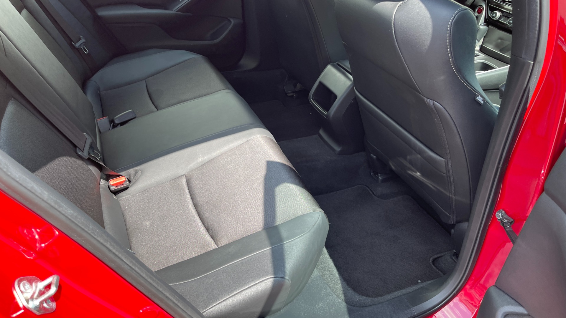 Used 2019 Honda Accord Sedan Sport 1.5T for sale Sold at Formula Imports in Charlotte NC 28227 16