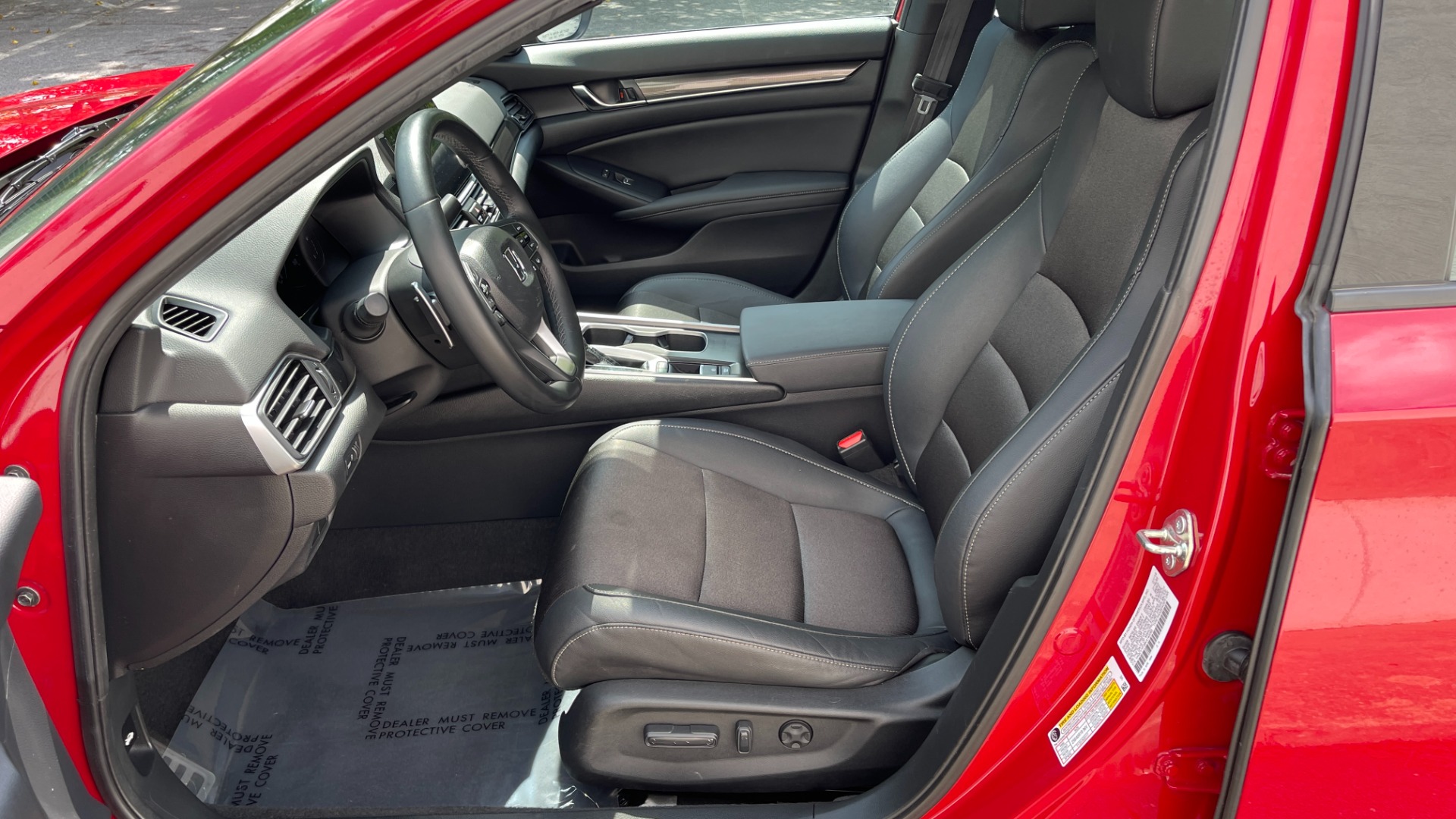 Used 2019 Honda Accord Sedan Sport 1.5T / TURBO / BACKUP CAMERA / PUSH START / DRIVER ASSISTS for sale $27,395 at Formula Imports in Charlotte NC 28227 26