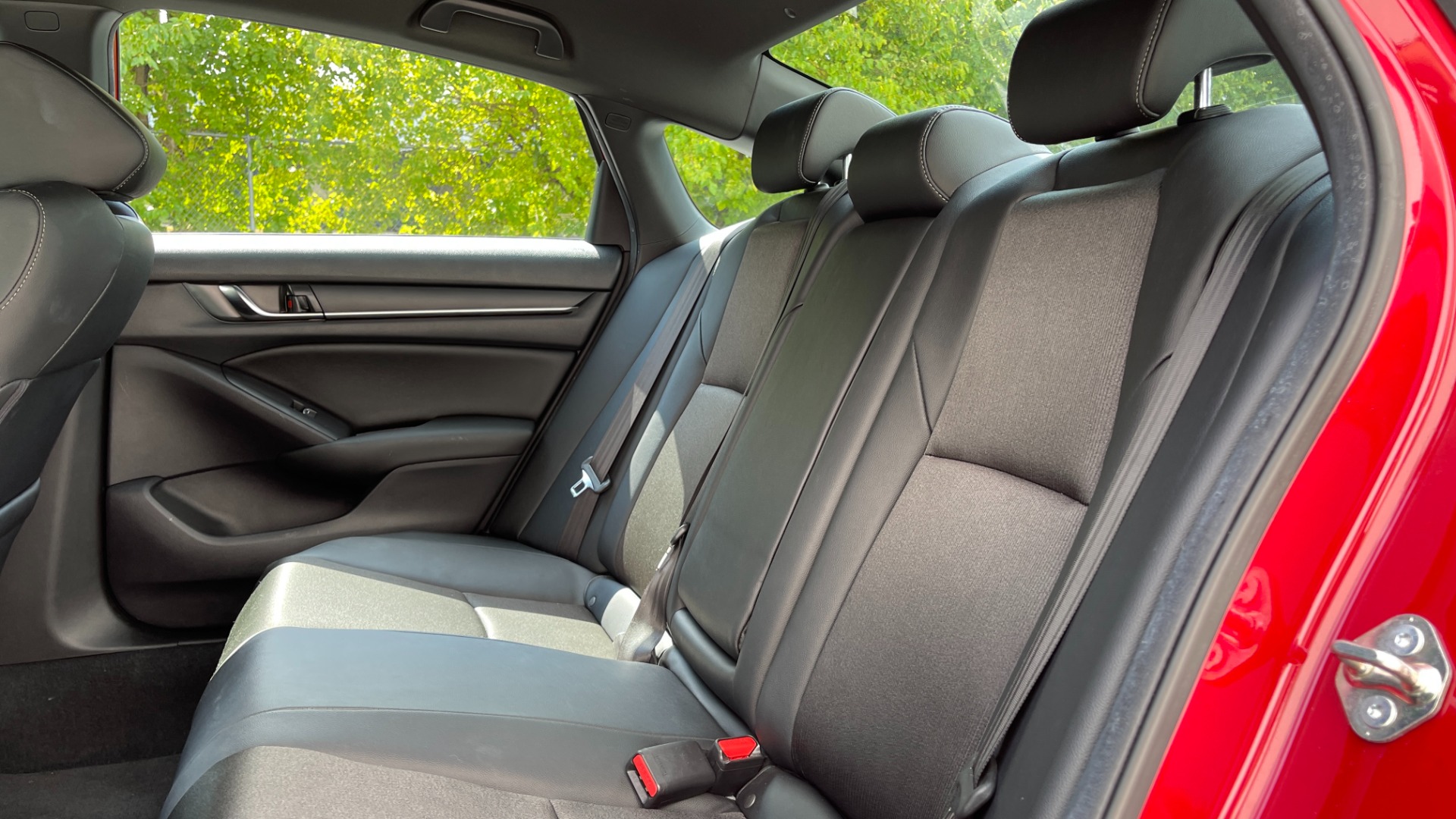 Used 2019 Honda Accord Sedan Sport 1.5T for sale Sold at Formula Imports in Charlotte NC 28227 31