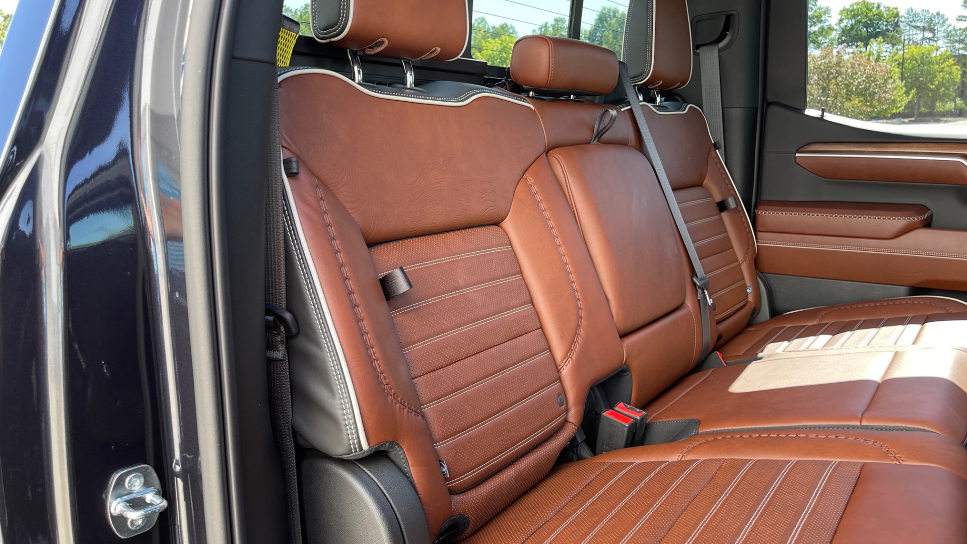 Used 2022 GMC Sierra 1500 DENALI ULTIMATE / 6.2L V8 / 22IN WHEELS / LEATHER / COOLED SEATS for sale Sold at Formula Imports in Charlotte NC 28227 20