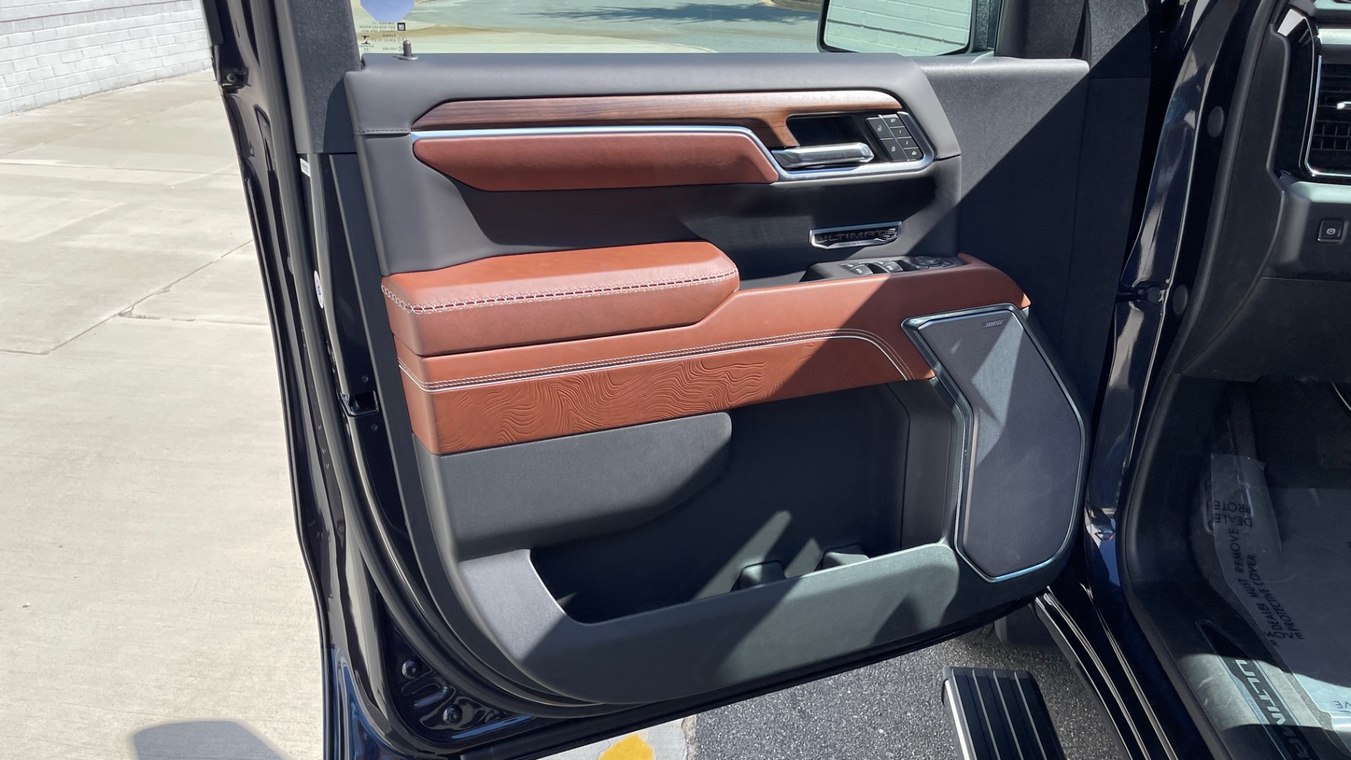 Used 2022 GMC Sierra 1500 DENALI ULTIMATE / 6.2L V8 / 22IN WHEELS / LEATHER / COOLED SEATS for sale Sold at Formula Imports in Charlotte NC 28227 40