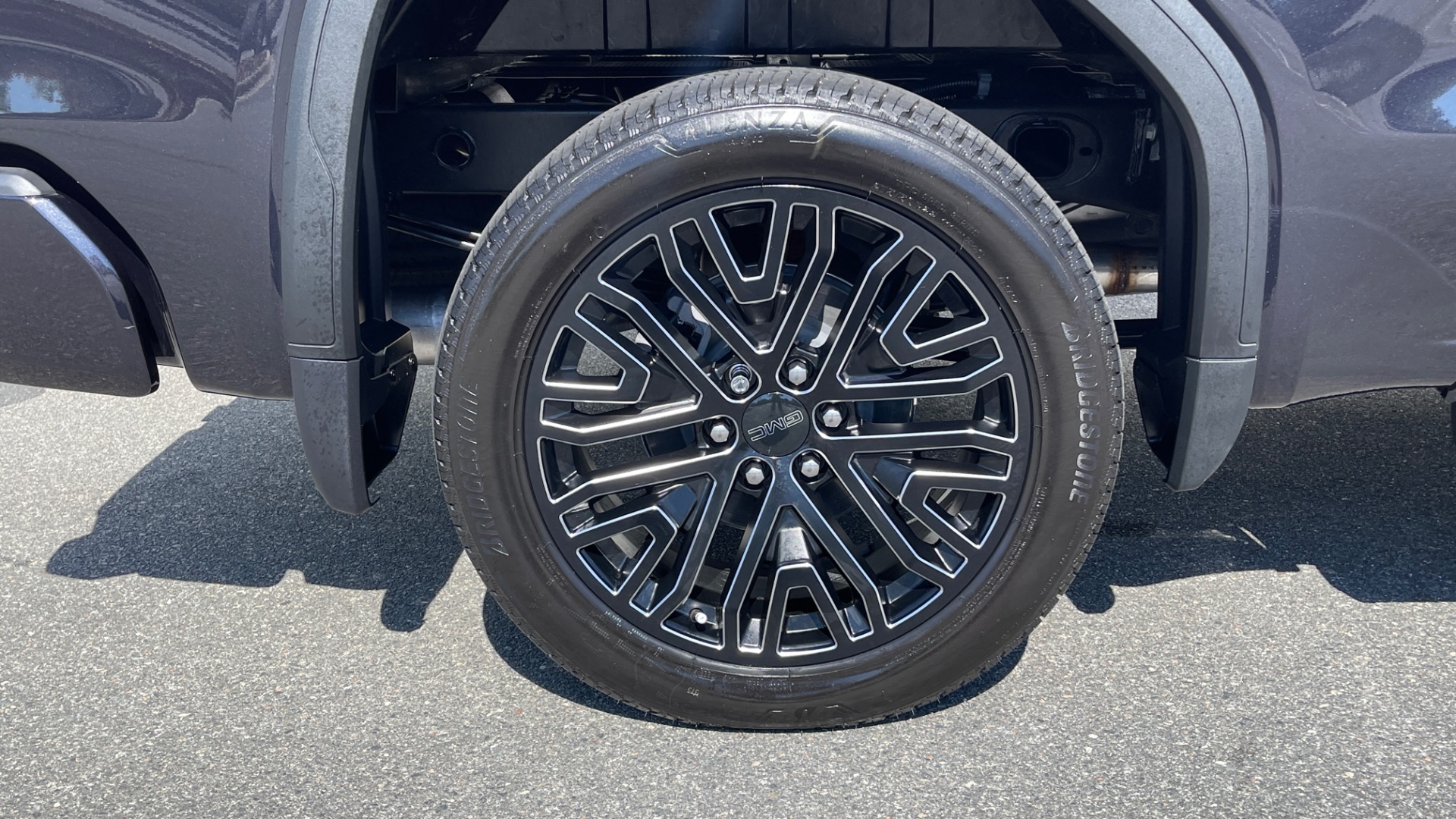 Used 2022 GMC Sierra 1500 DENALI ULTIMATE / 6.2L V8 / 22IN WHEELS / LEATHER / COOLED SEATS for sale Sold at Formula Imports in Charlotte NC 28227 68