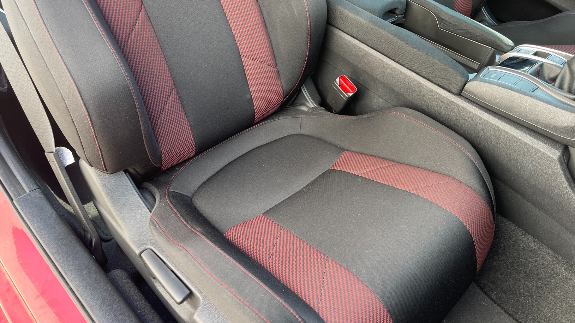 Used 2020 Honda Civic SI COUPE / 6SPEED / BACKUP CAMERA / BUCKET SEATS for sale Sold at Formula Imports in Charlotte NC 28227 11