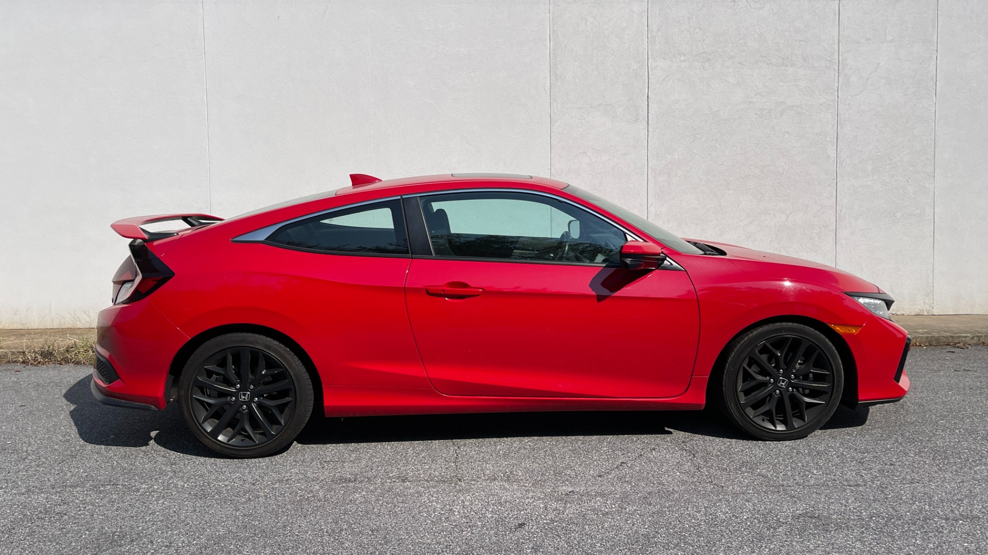 Used 2020 Honda Civic SI COUPE / 6SPEED / BACKUP CAMERA / BUCKET SEATS for sale Sold at Formula Imports in Charlotte NC 28227 7