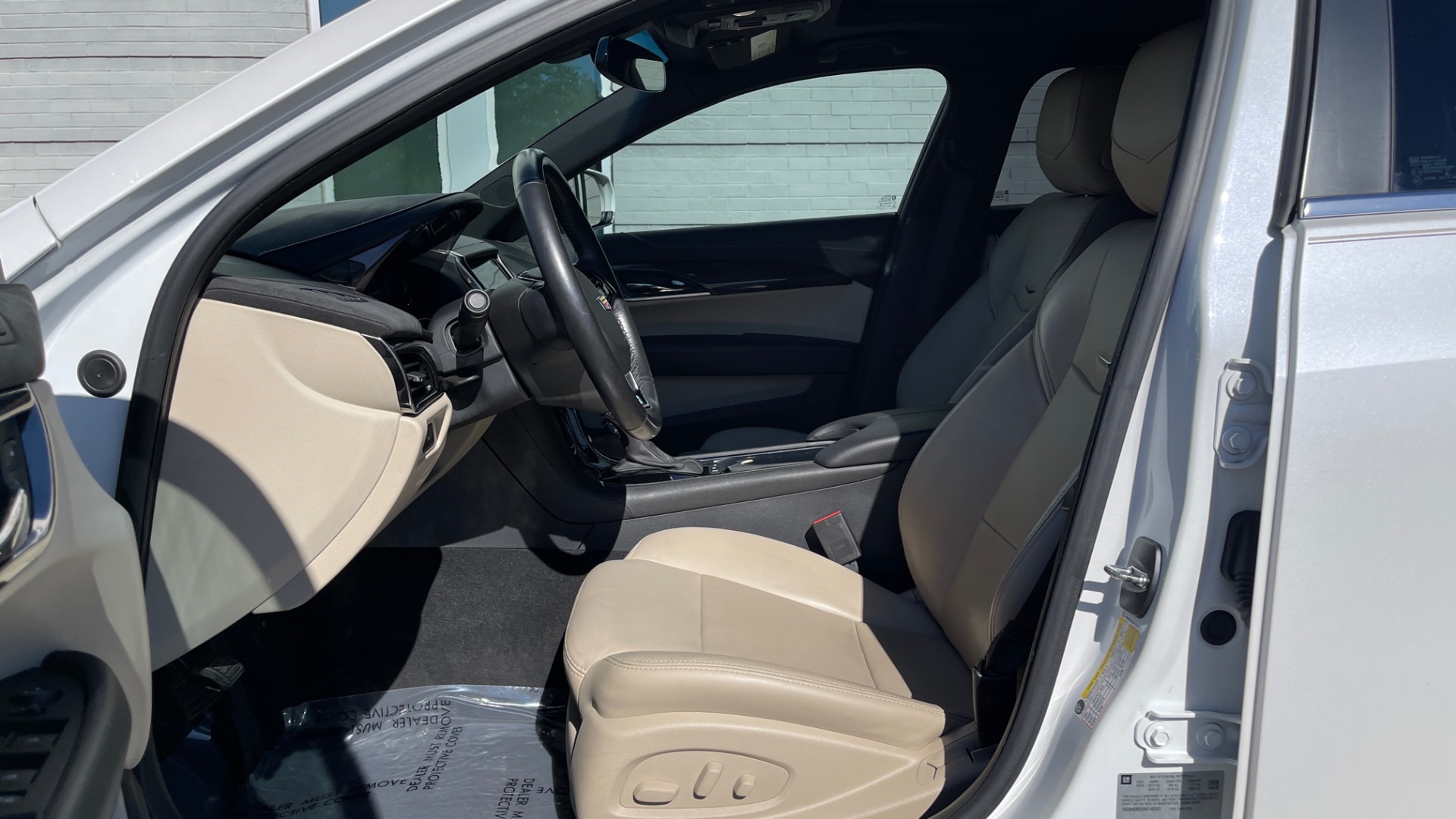 Used 2017 Cadillac ATS Sedan Luxury AWD / SUNROOF / REMOTE START / HEATED SEATS / LEATHER for sale Sold at Formula Imports in Charlotte NC 28227 11