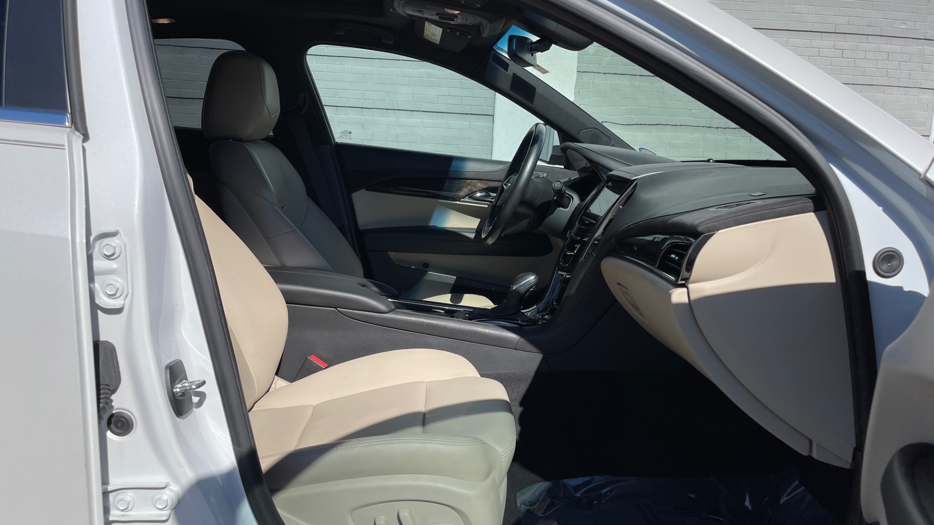 Used 2017 Cadillac ATS Sedan Luxury AWD / SUNROOF / REMOTE START / HEATED SEATS / LEATHER for sale Sold at Formula Imports in Charlotte NC 28227 16