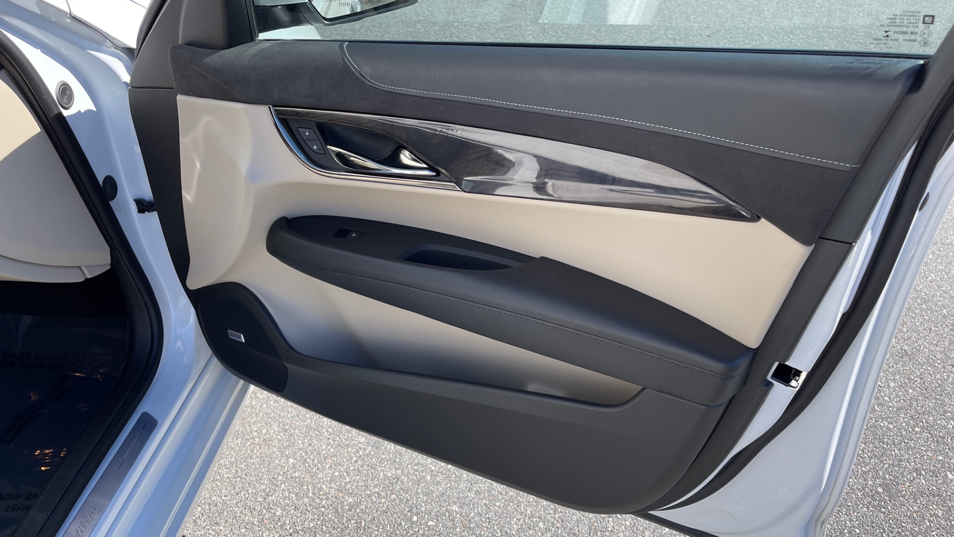 Used 2017 Cadillac ATS Sedan Luxury AWD / SUNROOF / REMOTE START / HEATED SEATS / LEATHER for sale Sold at Formula Imports in Charlotte NC 28227 34