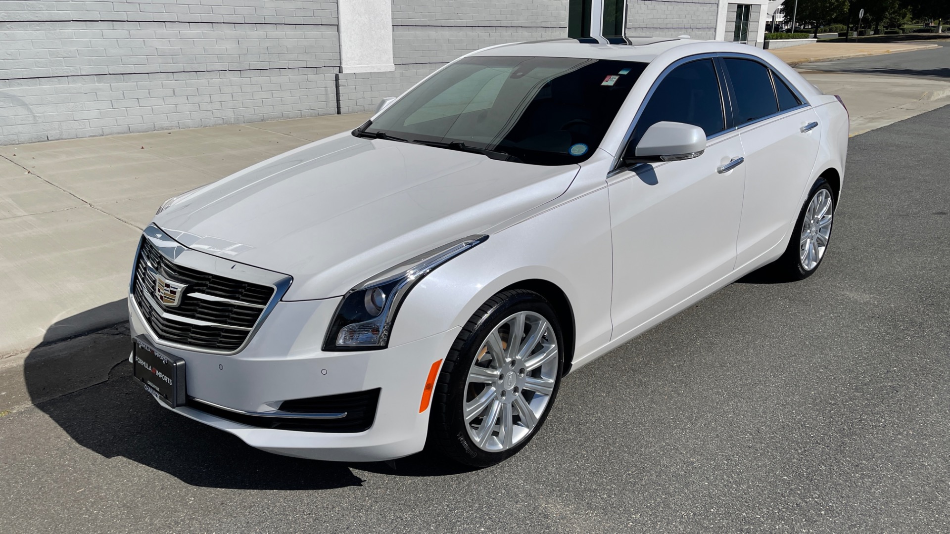 Used 2017 Cadillac ATS Sedan Luxury AWD / SUNROOF / REMOTE START / HEATED SEATS / LEATHER for sale Sold at Formula Imports in Charlotte NC 28227 5