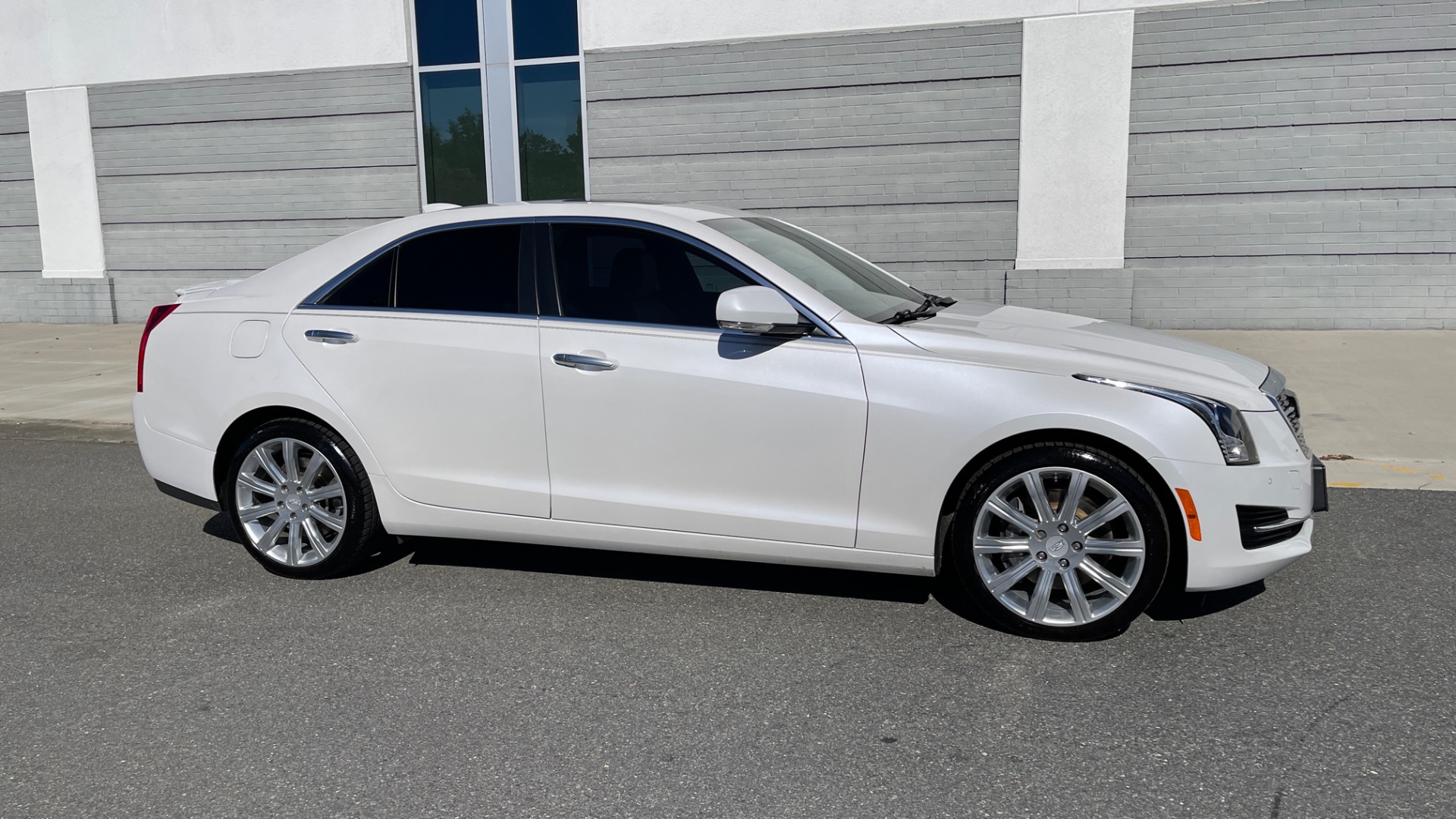 Used 2017 Cadillac ATS Sedan Luxury AWD / SUNROOF / REMOTE START / HEATED SEATS / LEATHER for sale Sold at Formula Imports in Charlotte NC 28227 7