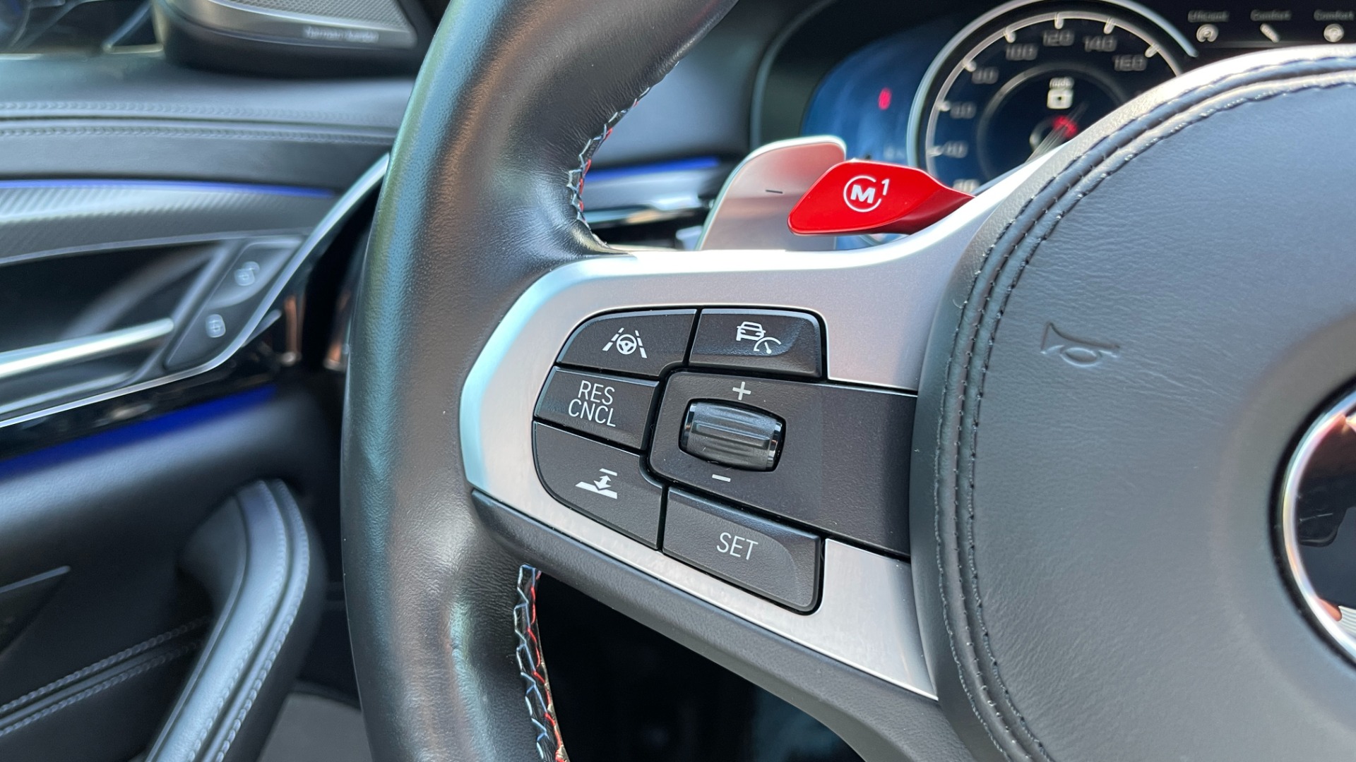 Used 2019 BMW M5 COMPETITION / EXECUTIVE PACKAGE / TWIN TURBO / MERINO LEATHER for sale Sold at Formula Imports in Charlotte NC 28227 36