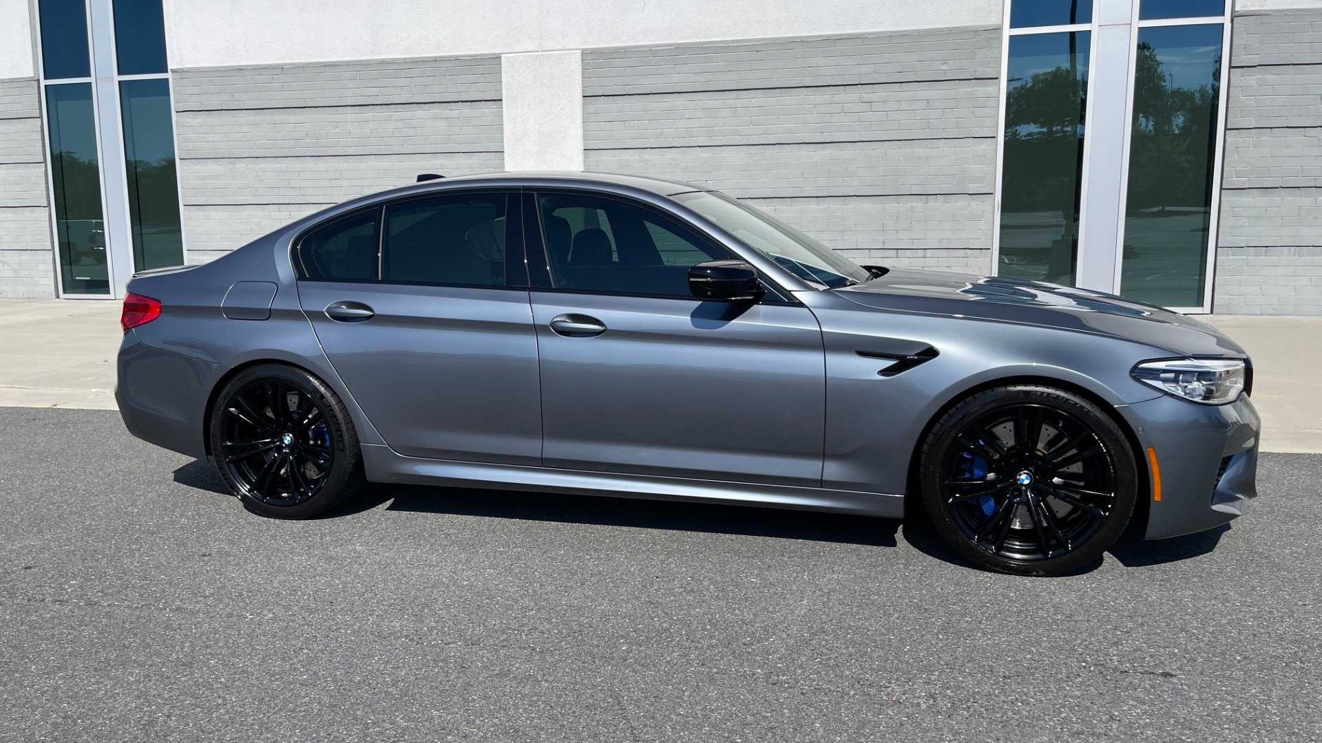Used 2019 BMW M5 COMPETITION / EXECUTIVE PACKAGE / TWIN TURBO / MERINO LEATHER for sale Sold at Formula Imports in Charlotte NC 28227 4