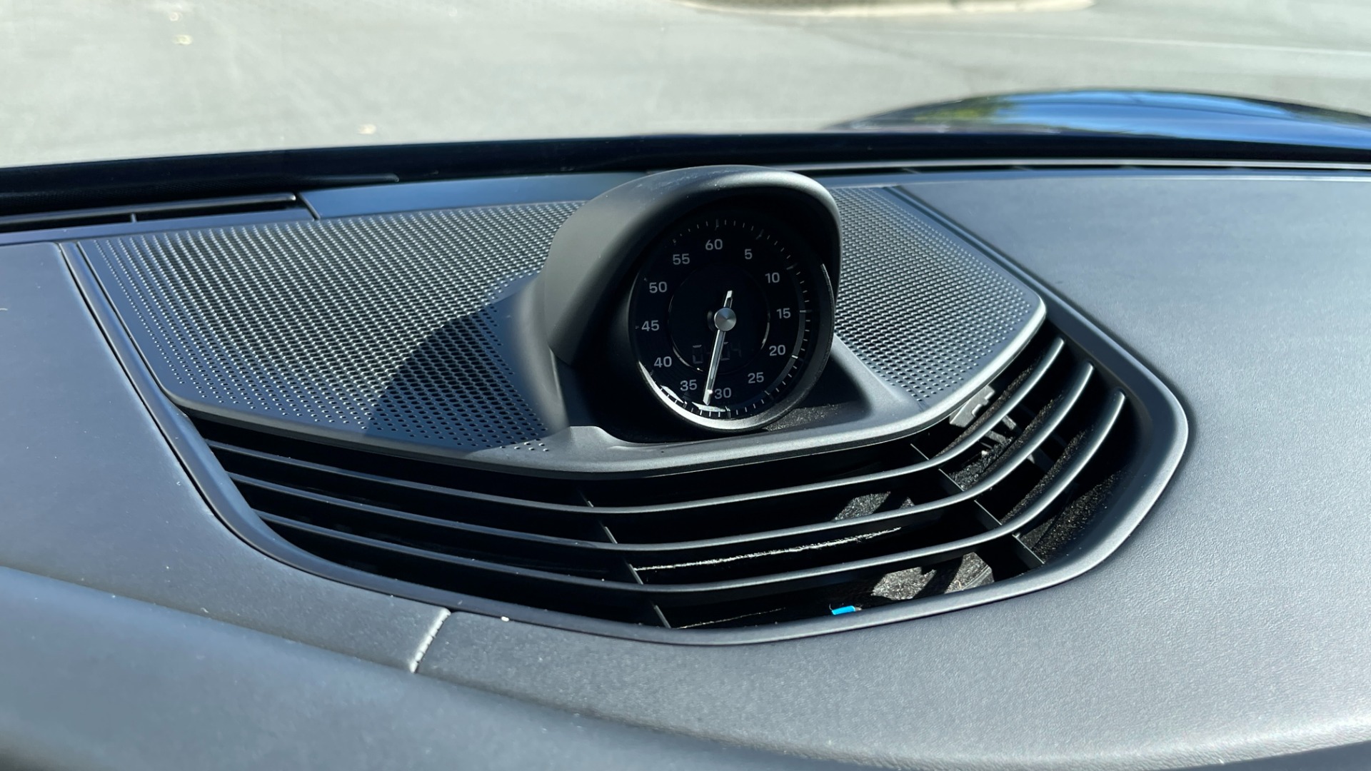 Used 2020 Porsche Taycan 4S / PERFORMANCE BATTERY / PAINT PROTECTION / SPORT CHRONO / PREMIUM PACKAG for sale $124,995 at Formula Imports in Charlotte NC 28227 43