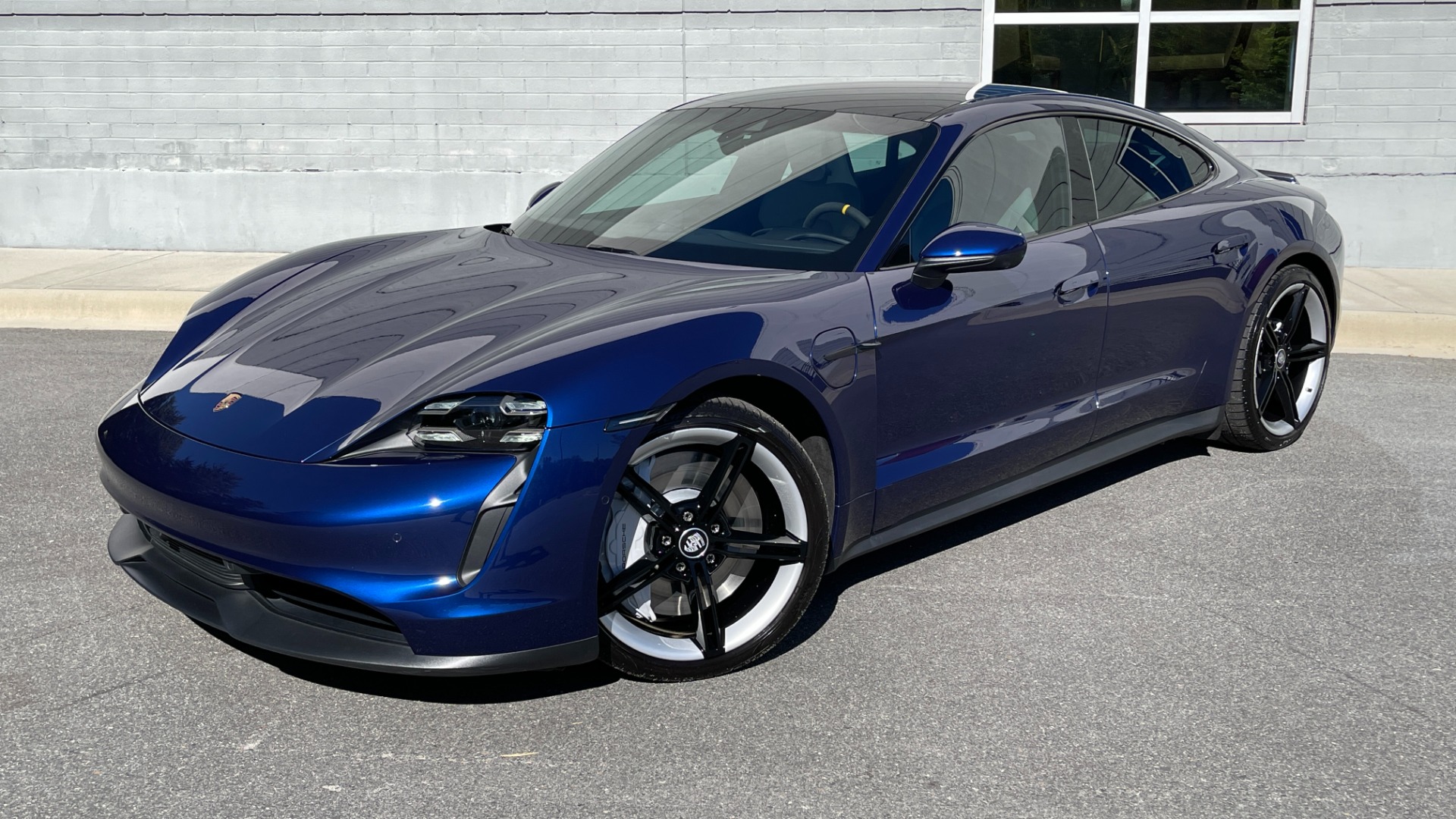Used 2020 Porsche Taycan 4S / PERFORMANCE BATTERY / PAINT PROTECTION / SPORT CHRONO / PREMIUM PACKAG for sale $124,995 at Formula Imports in Charlotte NC 28227 44