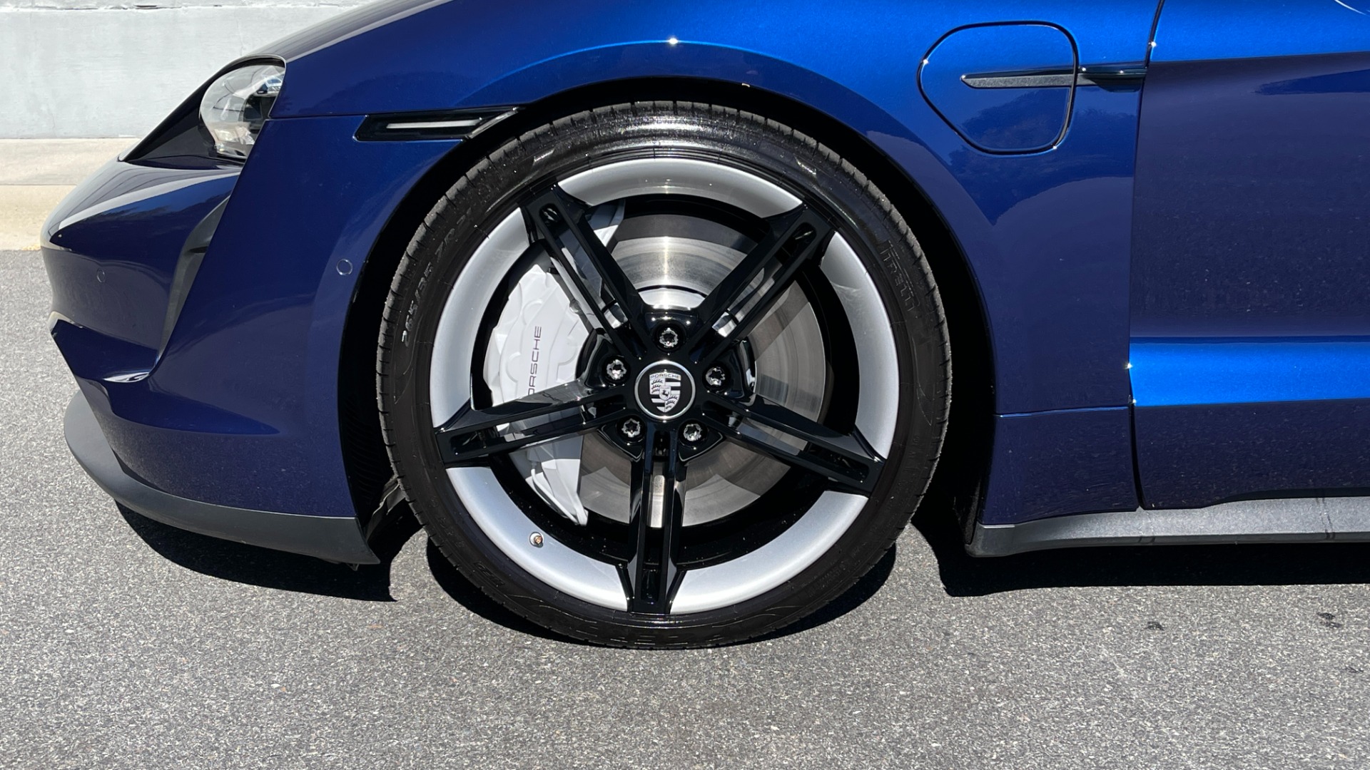 Used 2020 Porsche Taycan 4S / PERFORMANCE BATTERY / PAINT PROTECTION / SPORT CHRONO / PREMIUM PACKAG for sale Sold at Formula Imports in Charlotte NC 28227 50