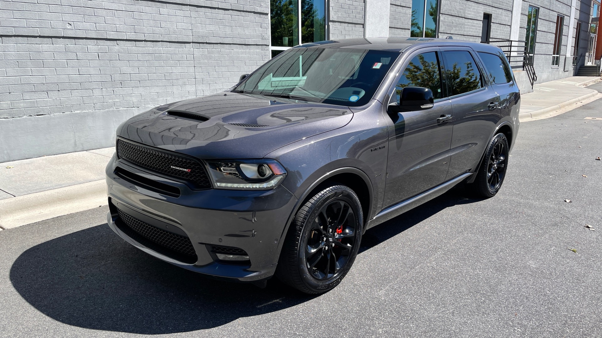 Used 2020 Dodge Durango R/T / HEMI / BLACKTOP / 20IN WHEELS / TOW PACKAGE for sale Sold at Formula Imports in Charlotte NC 28227 3