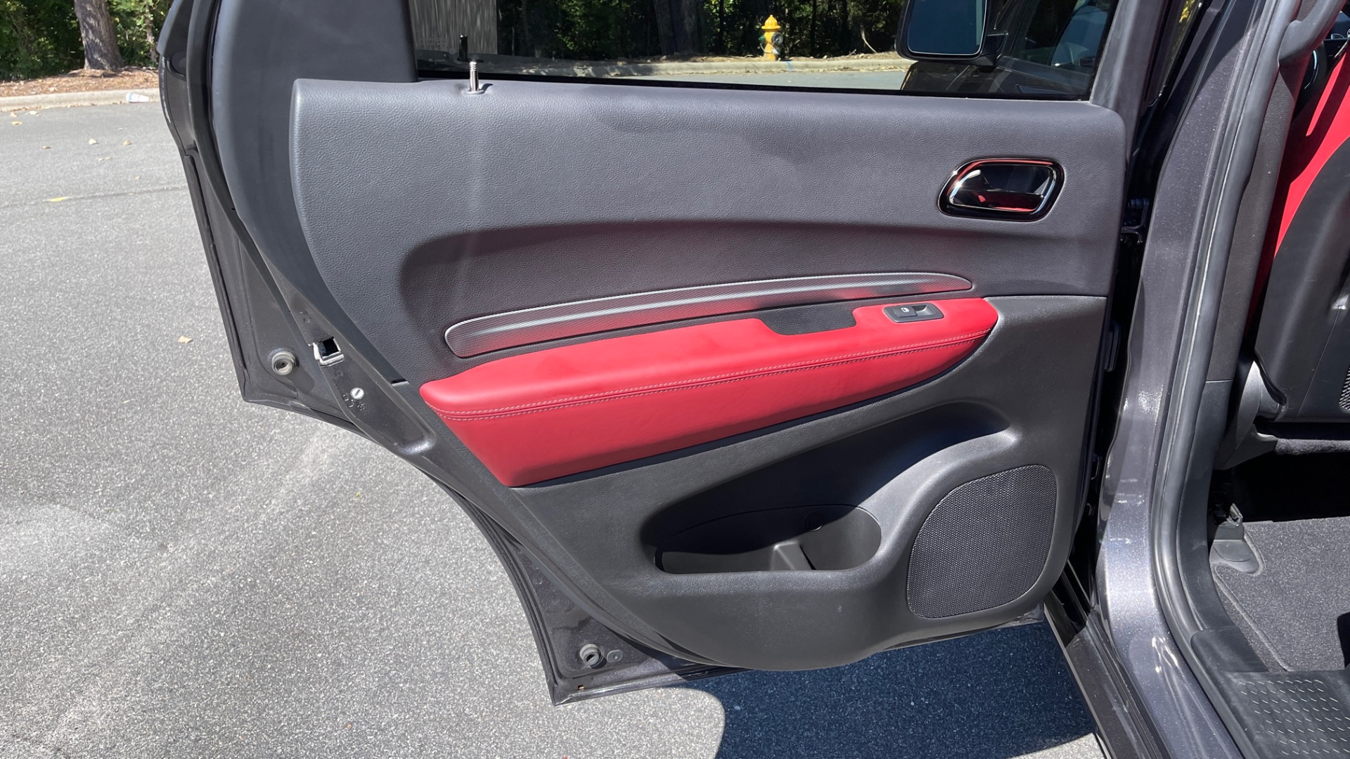Used 2020 Dodge Durango R/T / HEMI / BLACKTOP / 20IN WHEELS / TOW PACKAGE for sale Sold at Formula Imports in Charlotte NC 28227 32