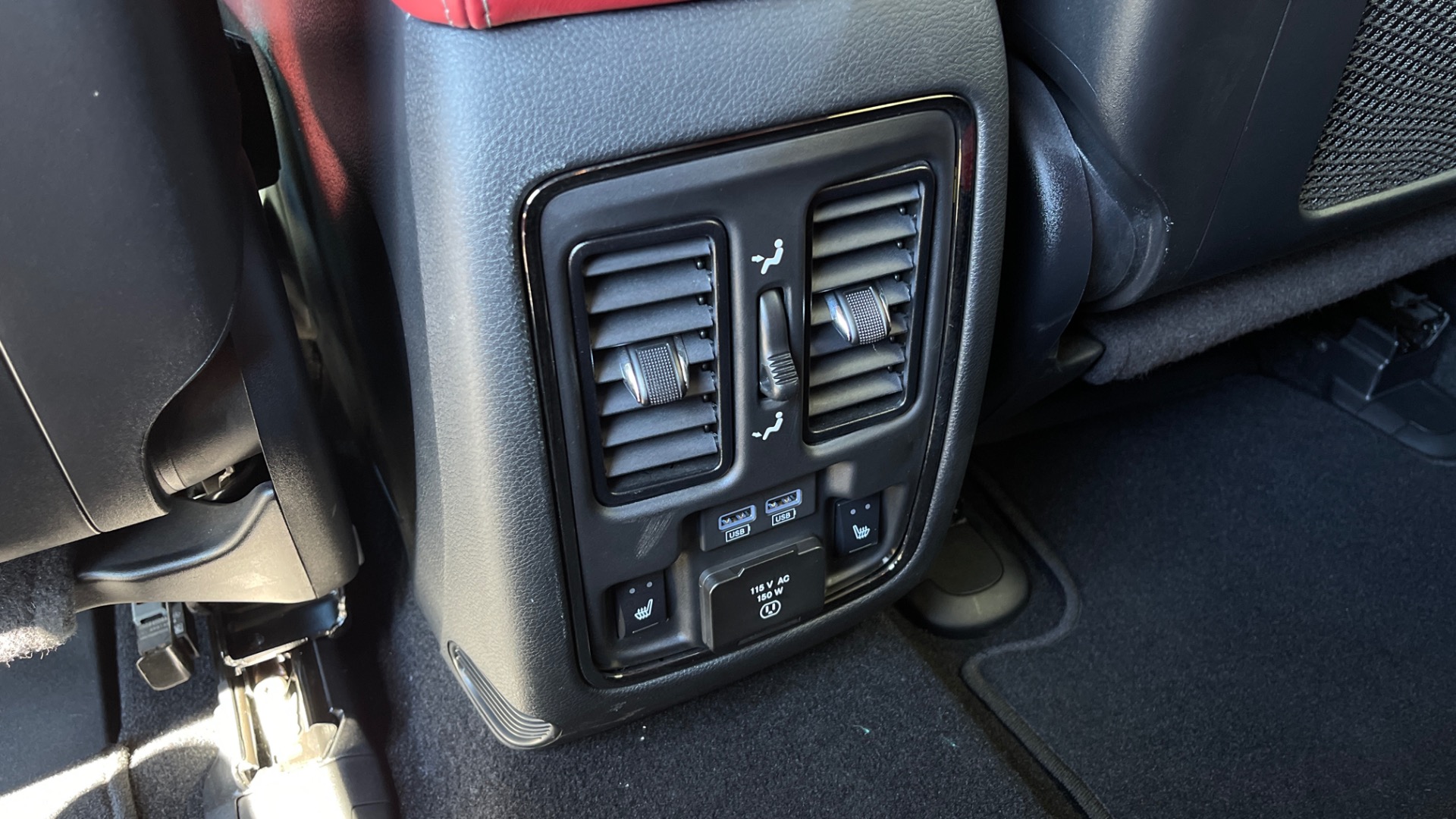 Used 2020 Dodge Durango R/T / HEMI / BLACKTOP / 20IN WHEELS / TOW PACKAGE for sale Sold at Formula Imports in Charlotte NC 28227 33
