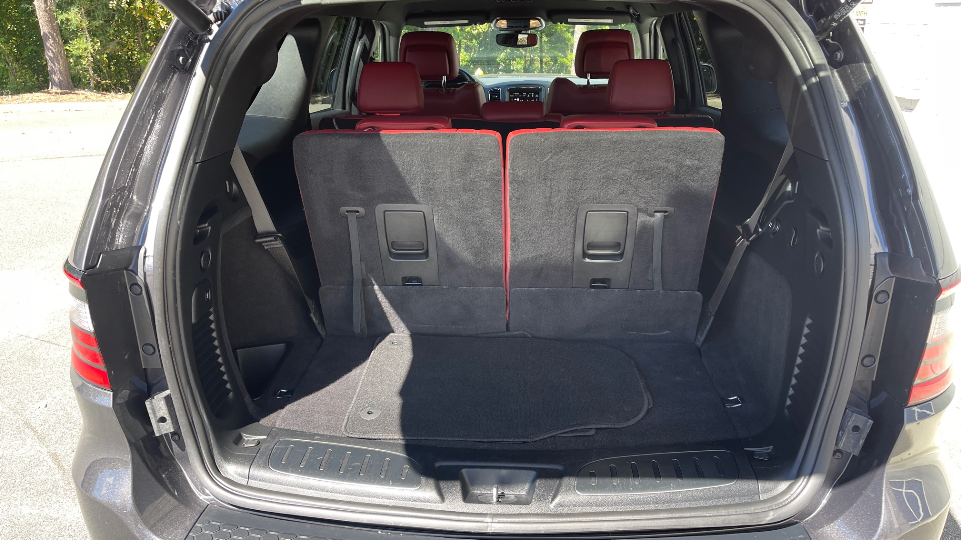 Used 2020 Dodge Durango R/T / HEMI / BLACKTOP / 20IN WHEELS / TOW PACKAGE for sale Sold at Formula Imports in Charlotte NC 28227 36