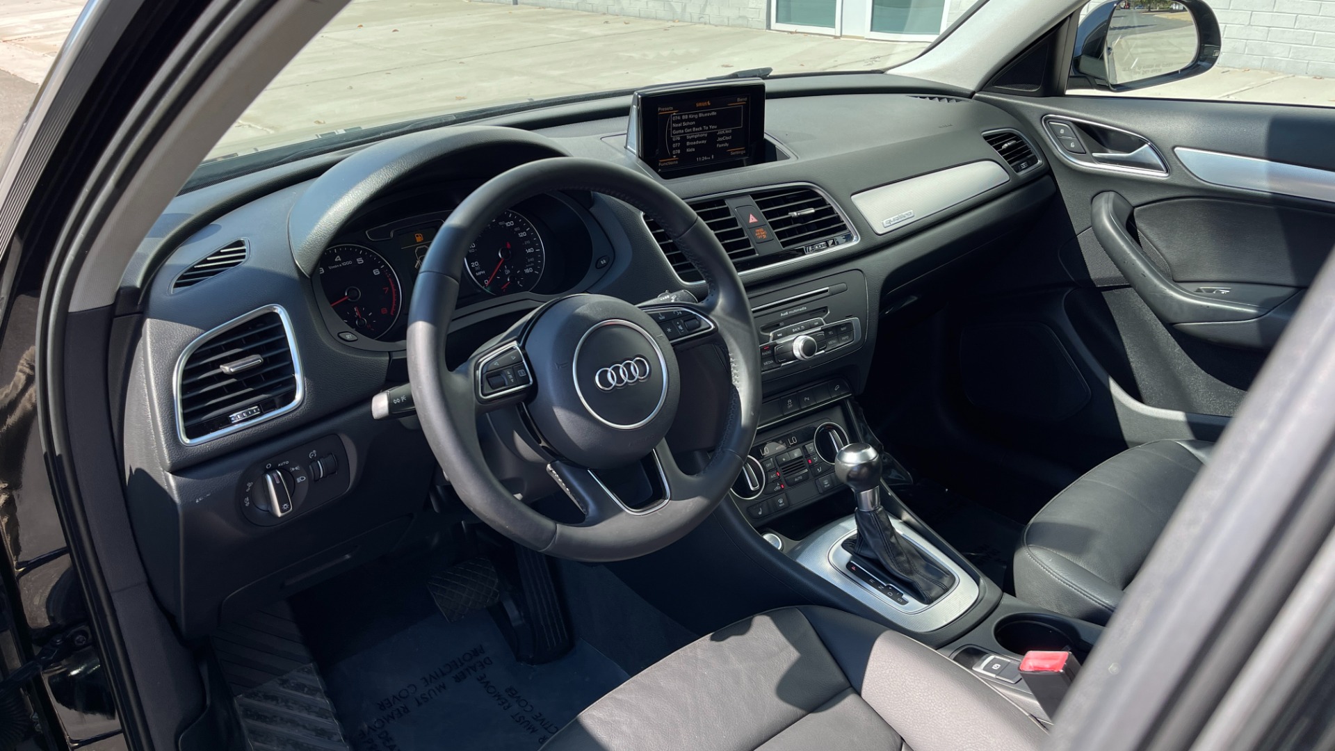 Used 2016 Audi Q3 PREMIUM PLUS / LEATHER / BACKUP CAMERA / HOMELINK / SIRIUS XM / AWD for sale Sold at Formula Imports in Charlotte NC 28227 10