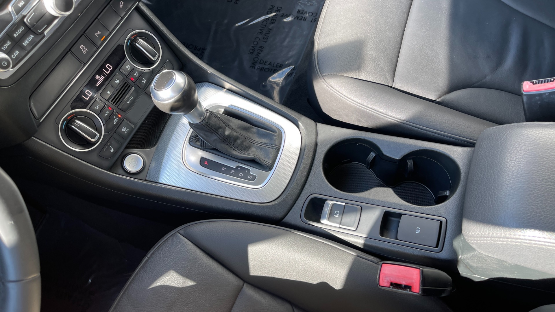 Used 2016 Audi Q3 PREMIUM PLUS / LEATHER / BACKUP CAMERA / HOMELINK / SIRIUS XM / AWD for sale Sold at Formula Imports in Charlotte NC 28227 14