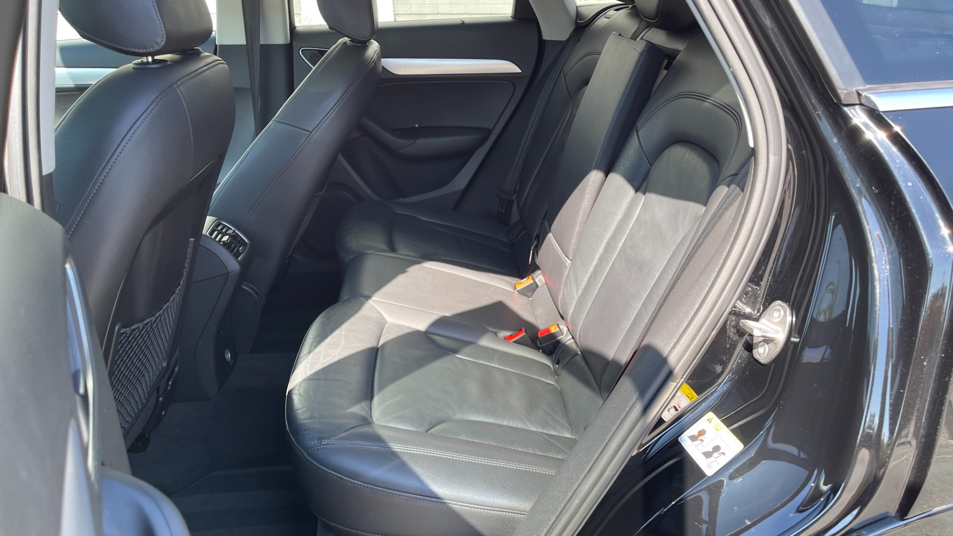 Used 2016 Audi Q3 PREMIUM PLUS / LEATHER / BACKUP CAMERA / HOMELINK / SIRIUS XM / AWD for sale Sold at Formula Imports in Charlotte NC 28227 15